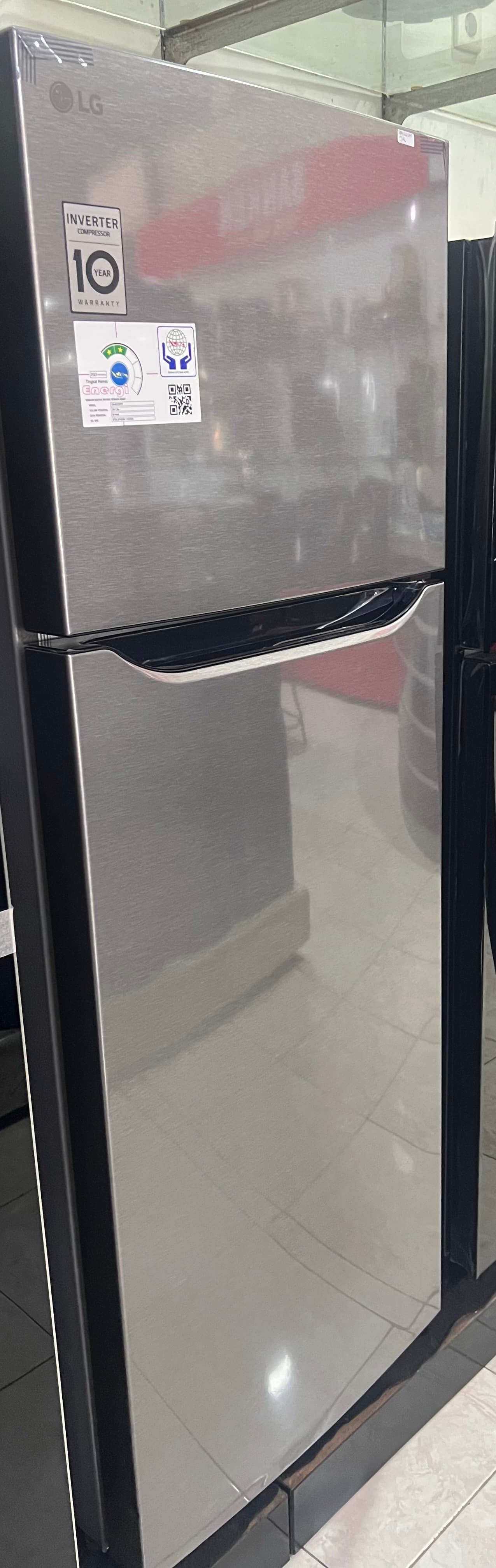 LG Refrigerator (1/2)
