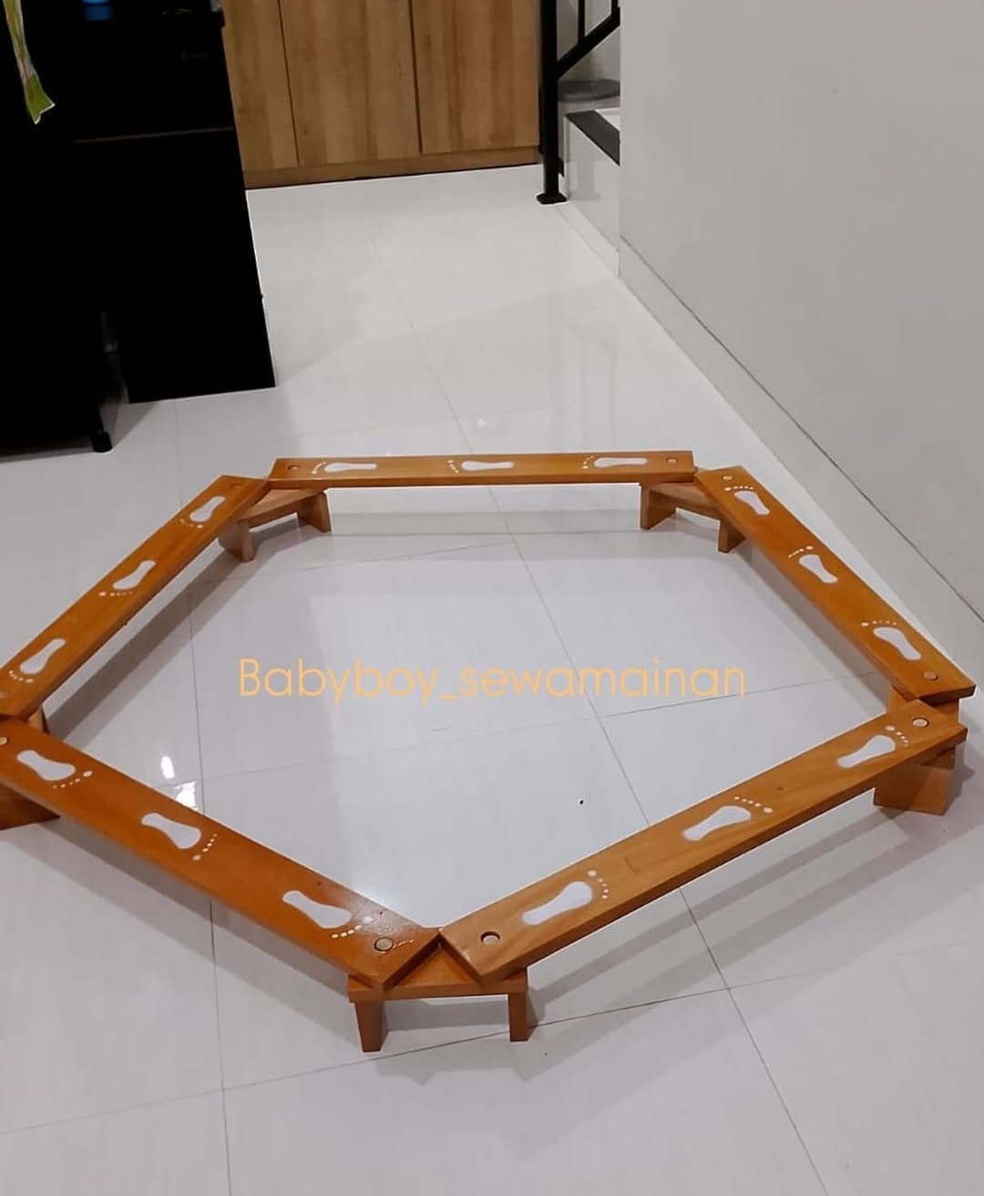 Pikler Balance Board Kayu Anak – Montessori Stepping Stones / Balance Beam (1/2)