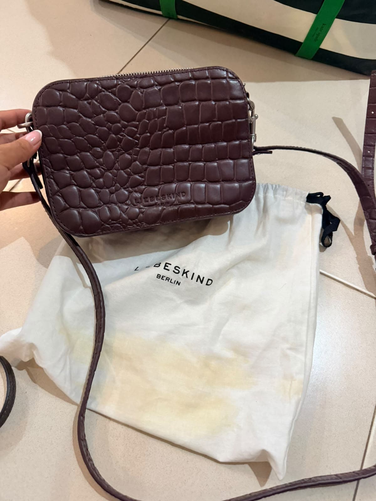 Liebeskind Berlin Crossbody Bag Dark Brown Croco Embossed – Preloved (1/3)