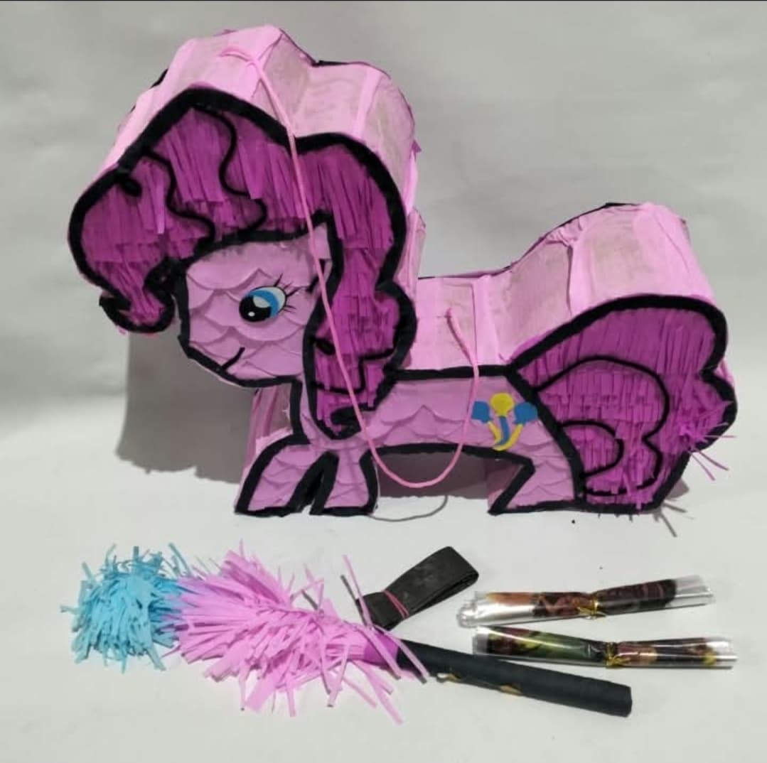 CUSTOM CHARACTER PINATA (1/3)