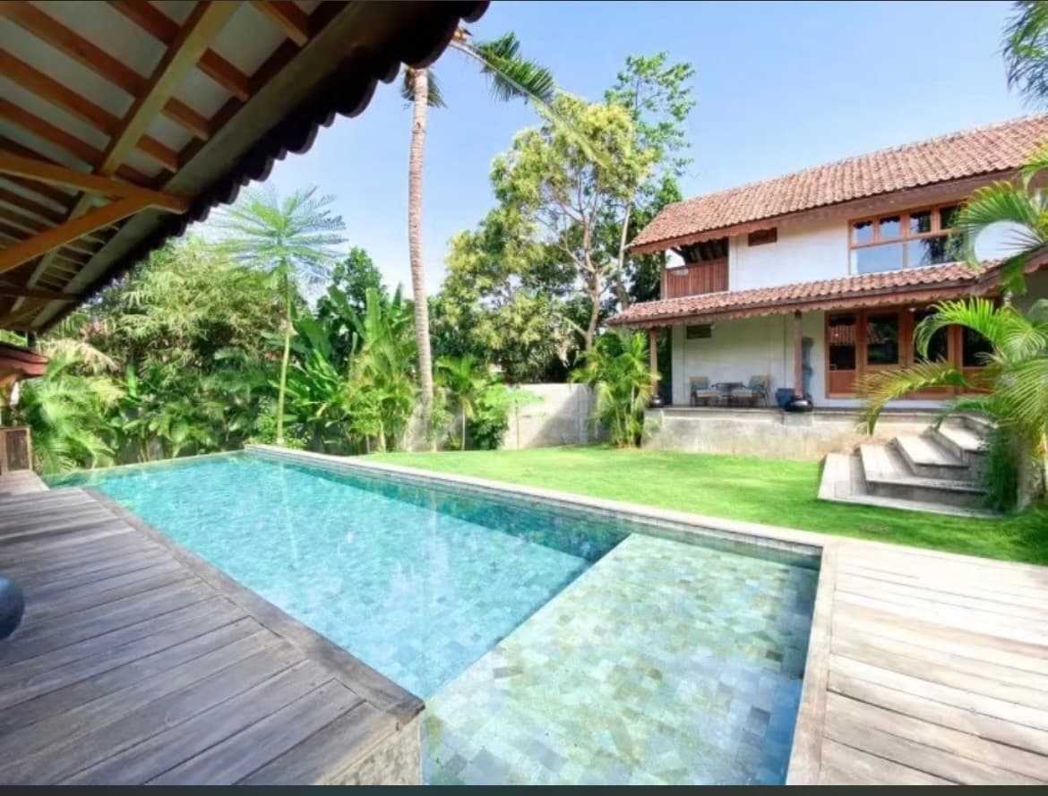 Вилла Tropical Garden – роскошная 4-спальная вилла в Умаласе — фото 1