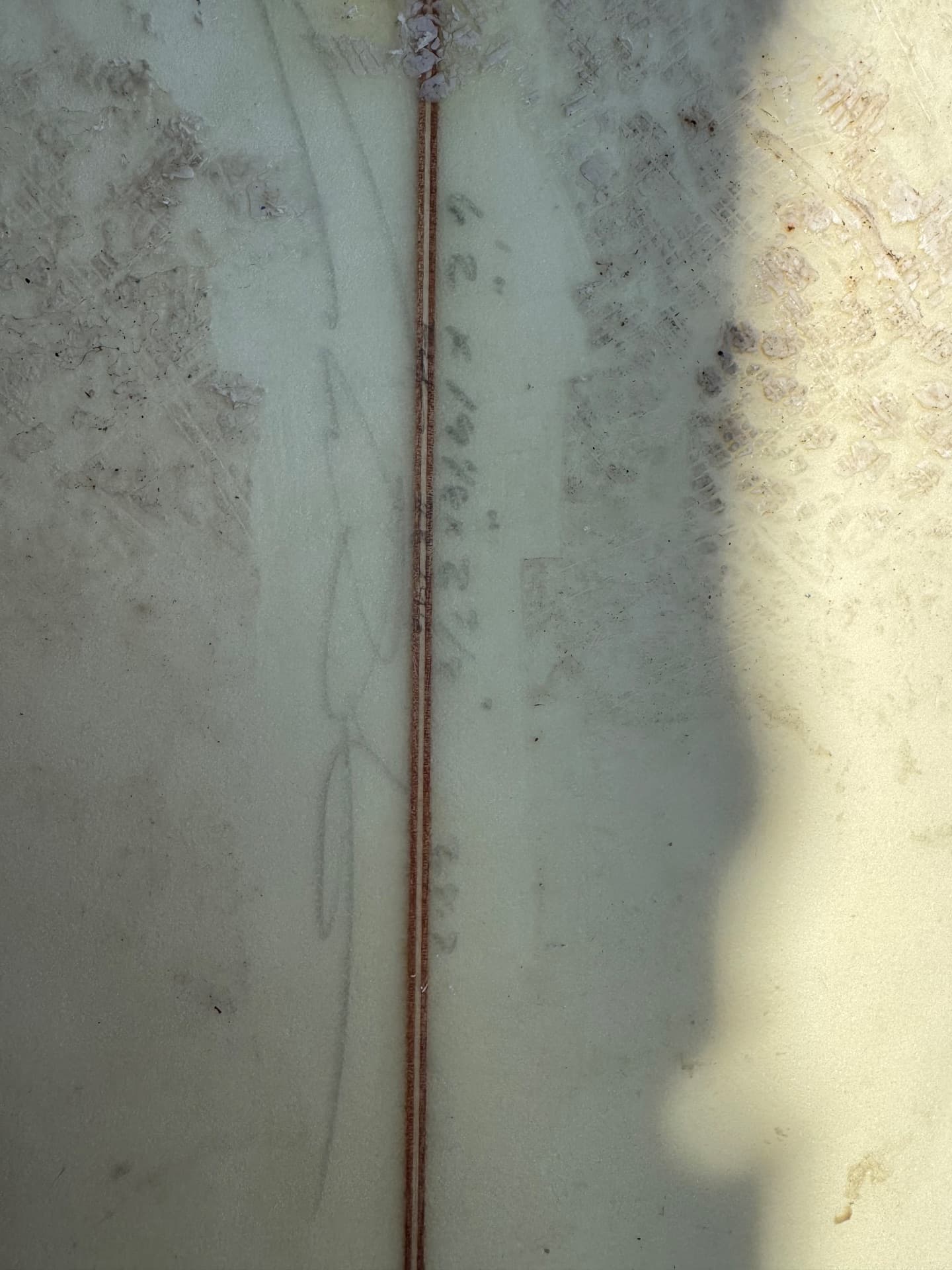 Surfboard 6.2 with grip and fins (1/3)