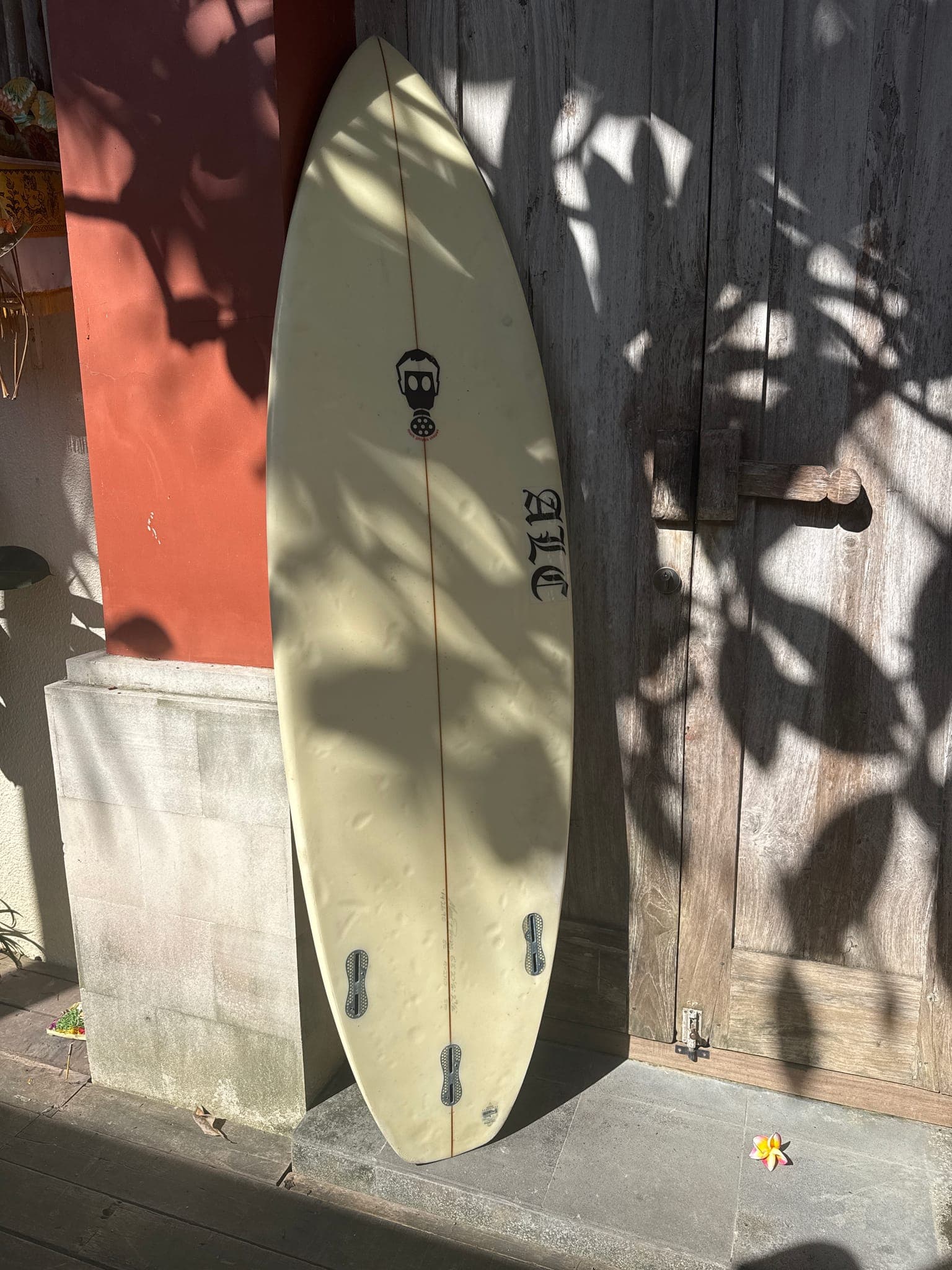 Planche de surf 6.3 (1/3)