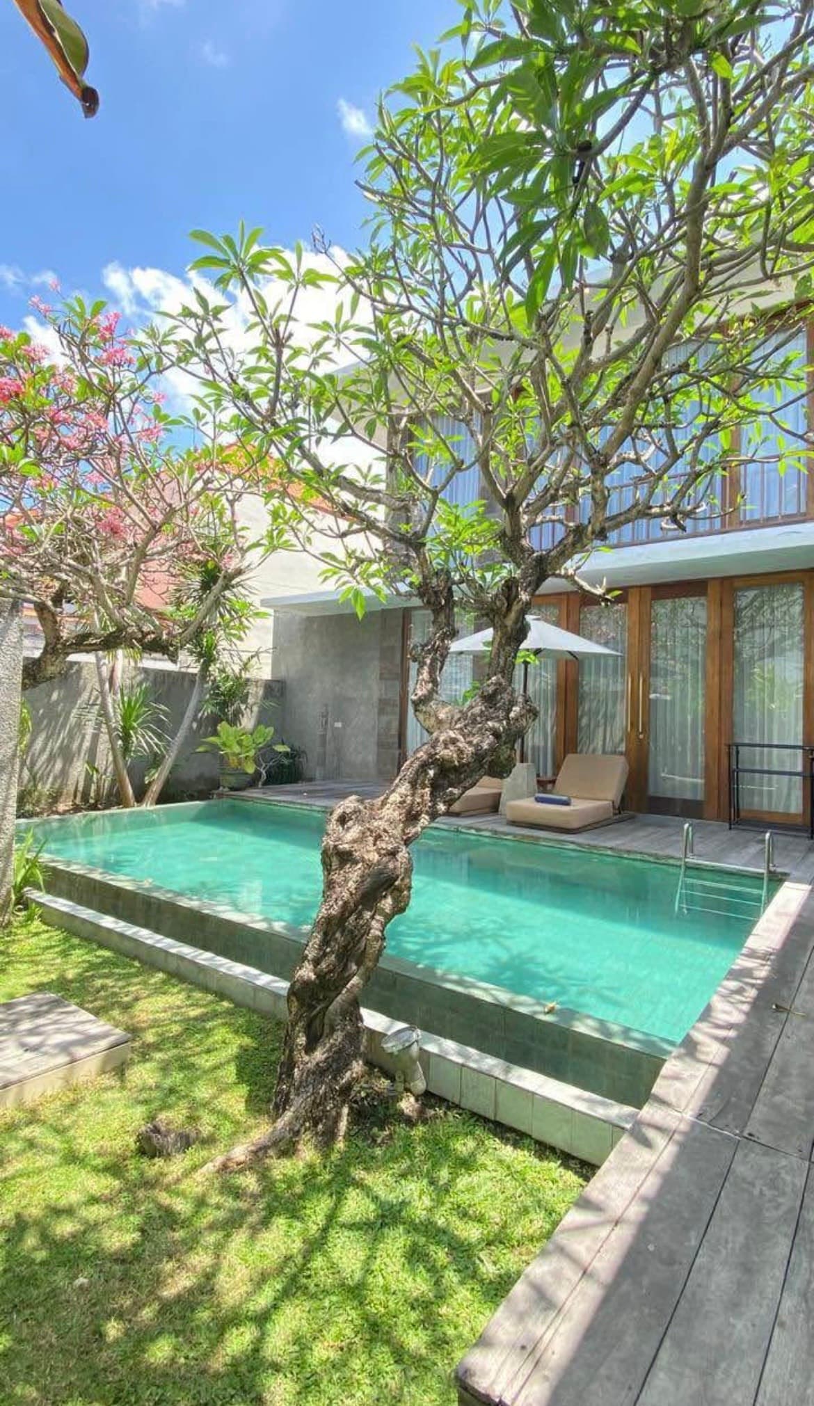 Villa 2 Kamar Tidur Disewakan Tahunan – Petitenget, Seminyak (1/3)