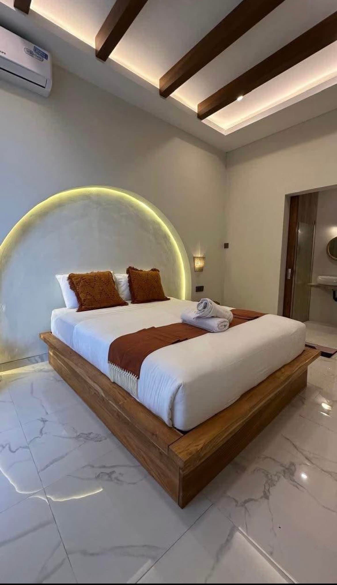 Villa Modern 2 Kamar Tidur Disewakan Tahunan (1/3)