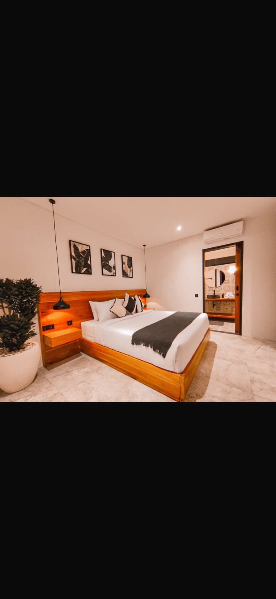 Villa Modern 3 Kamar Tidur dengan Pemandangan Sawah di Berawa (1/3)
