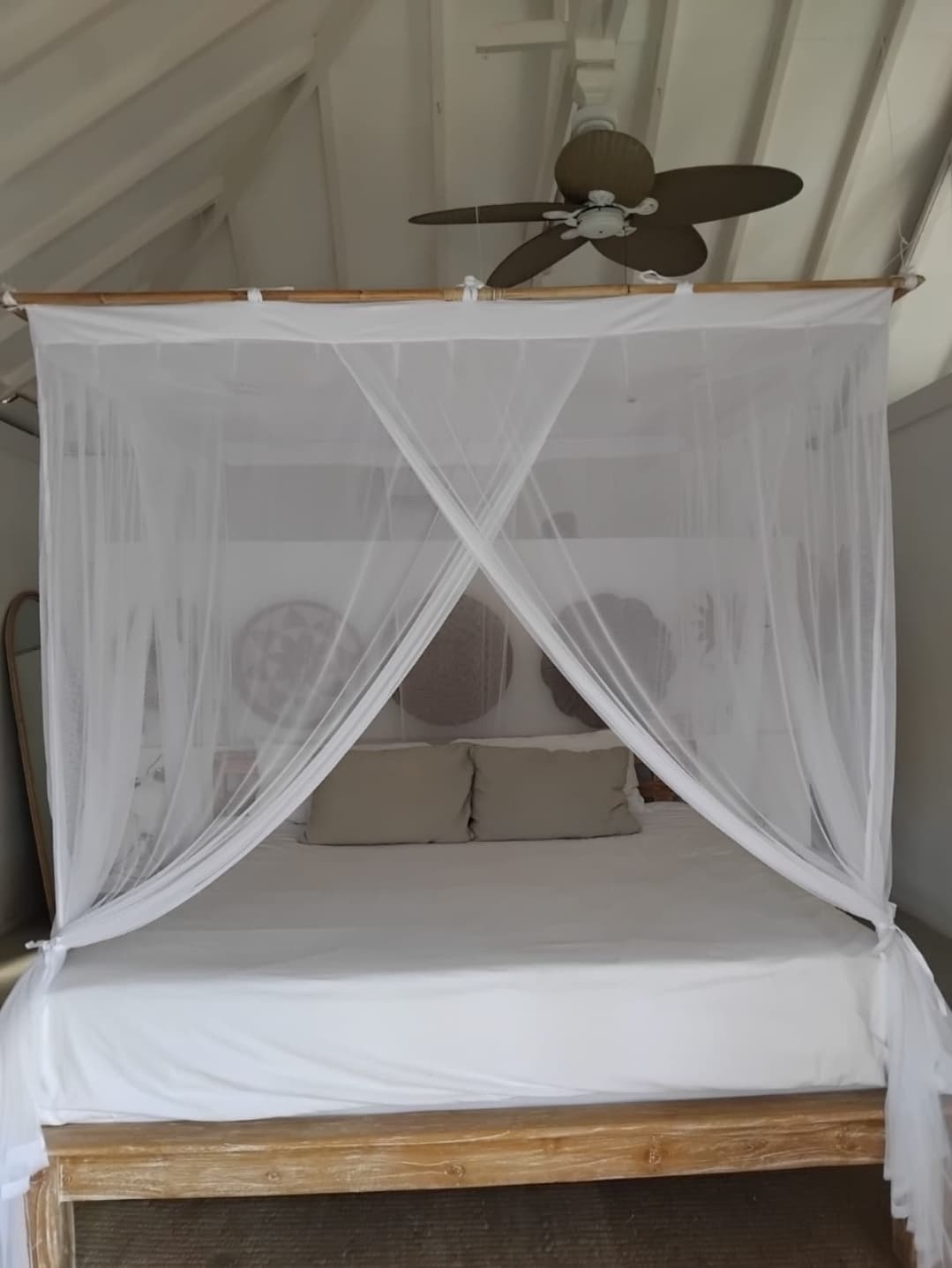 Mosquito Net 200x180cm (Queen Bed) — photo 1