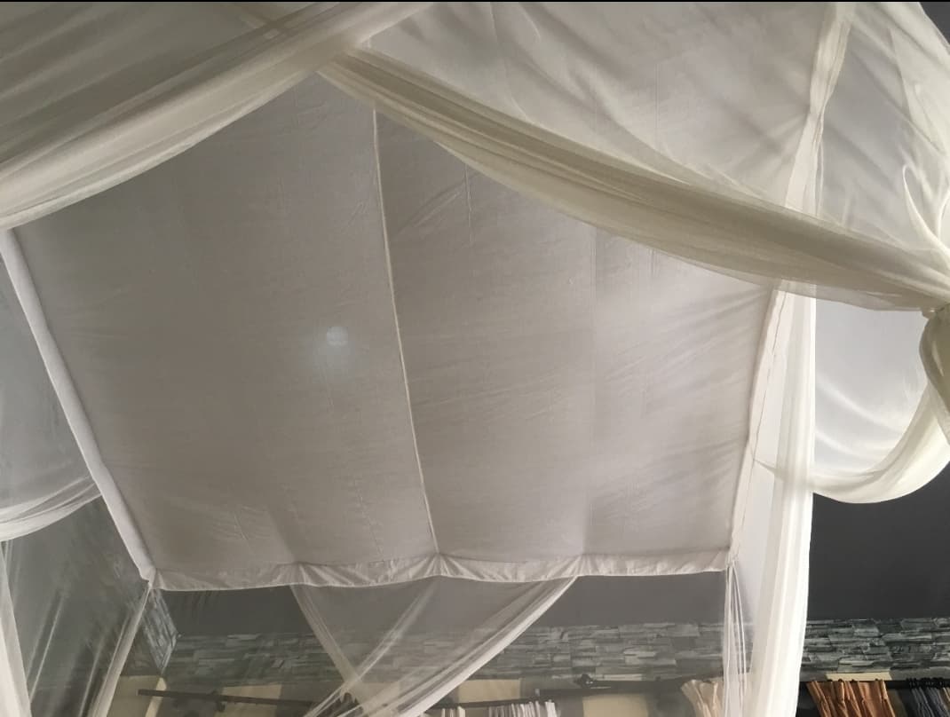Moustiquaire 200x180cm (Lit Queen) (1/3)