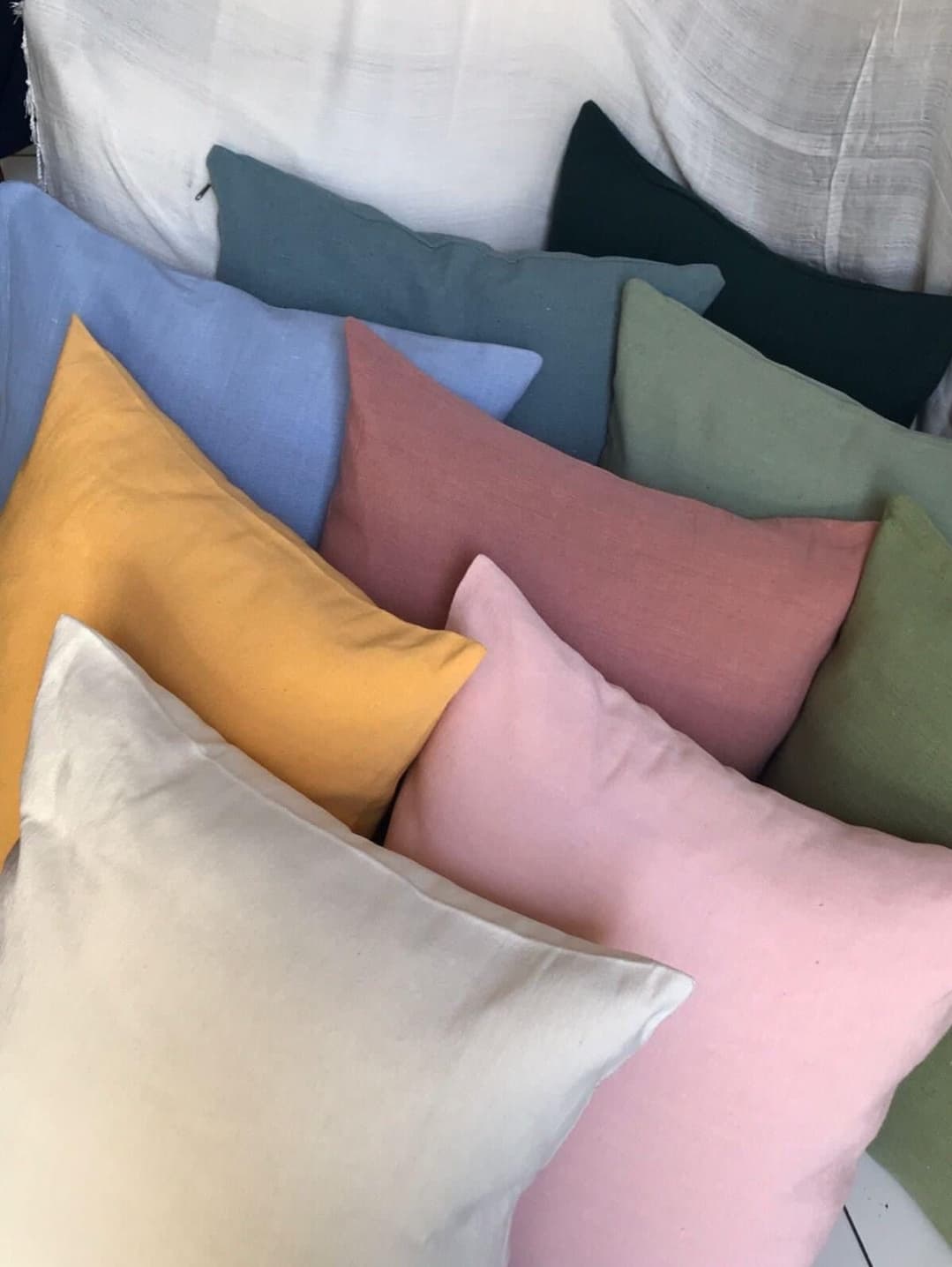 Coussin et housse de coussin (1/3)