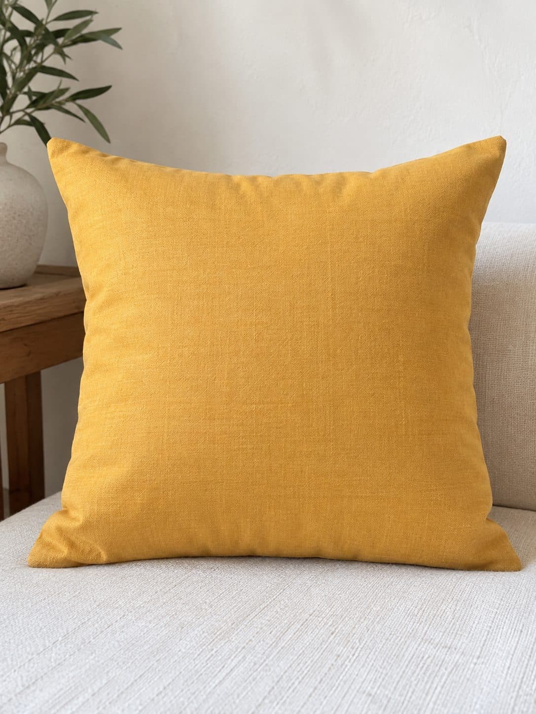 Pillow and cover — photo 1