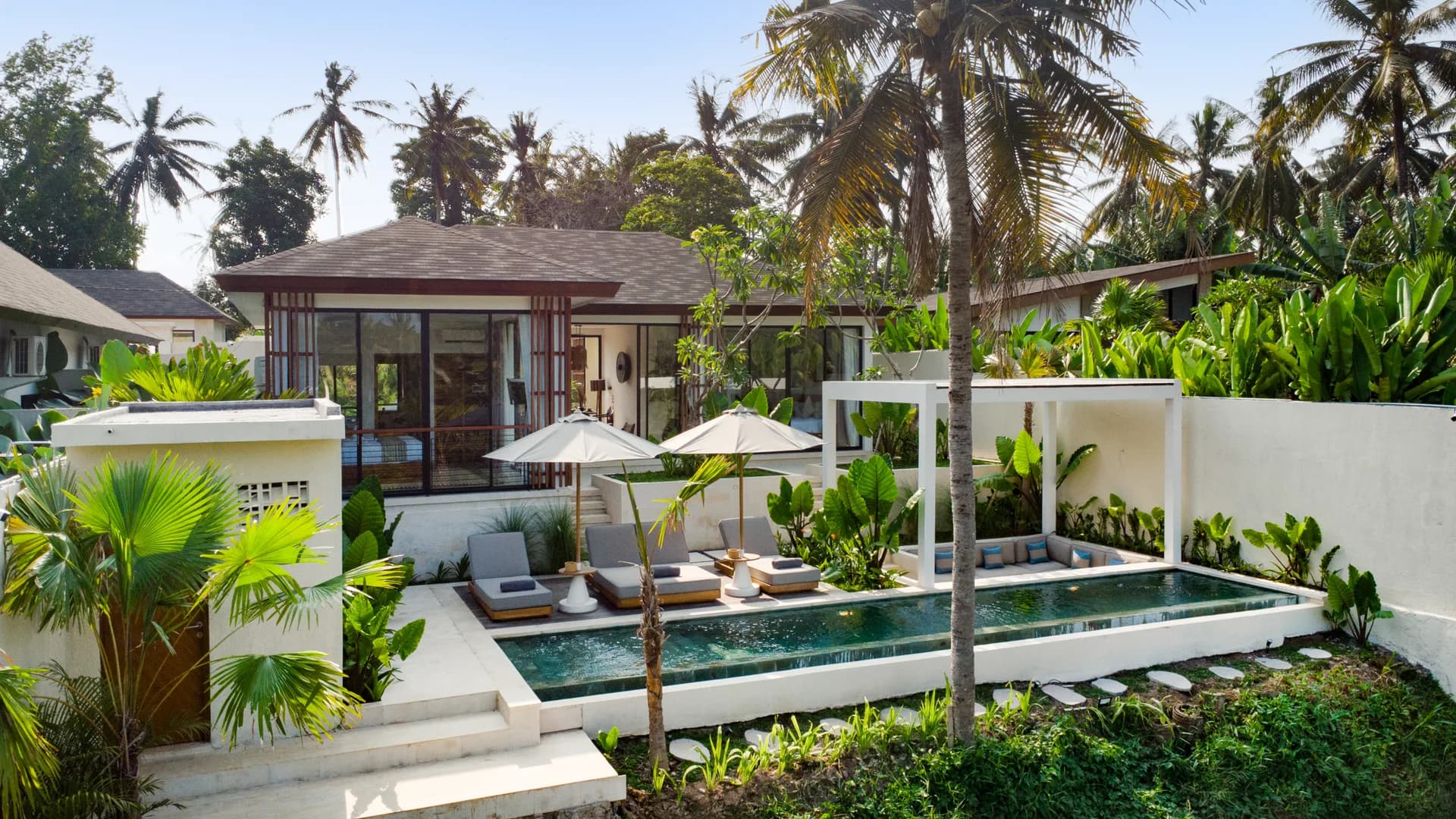 2 Bedroom Villa with Rice Field Views in Singakerta Ubud (1/3)