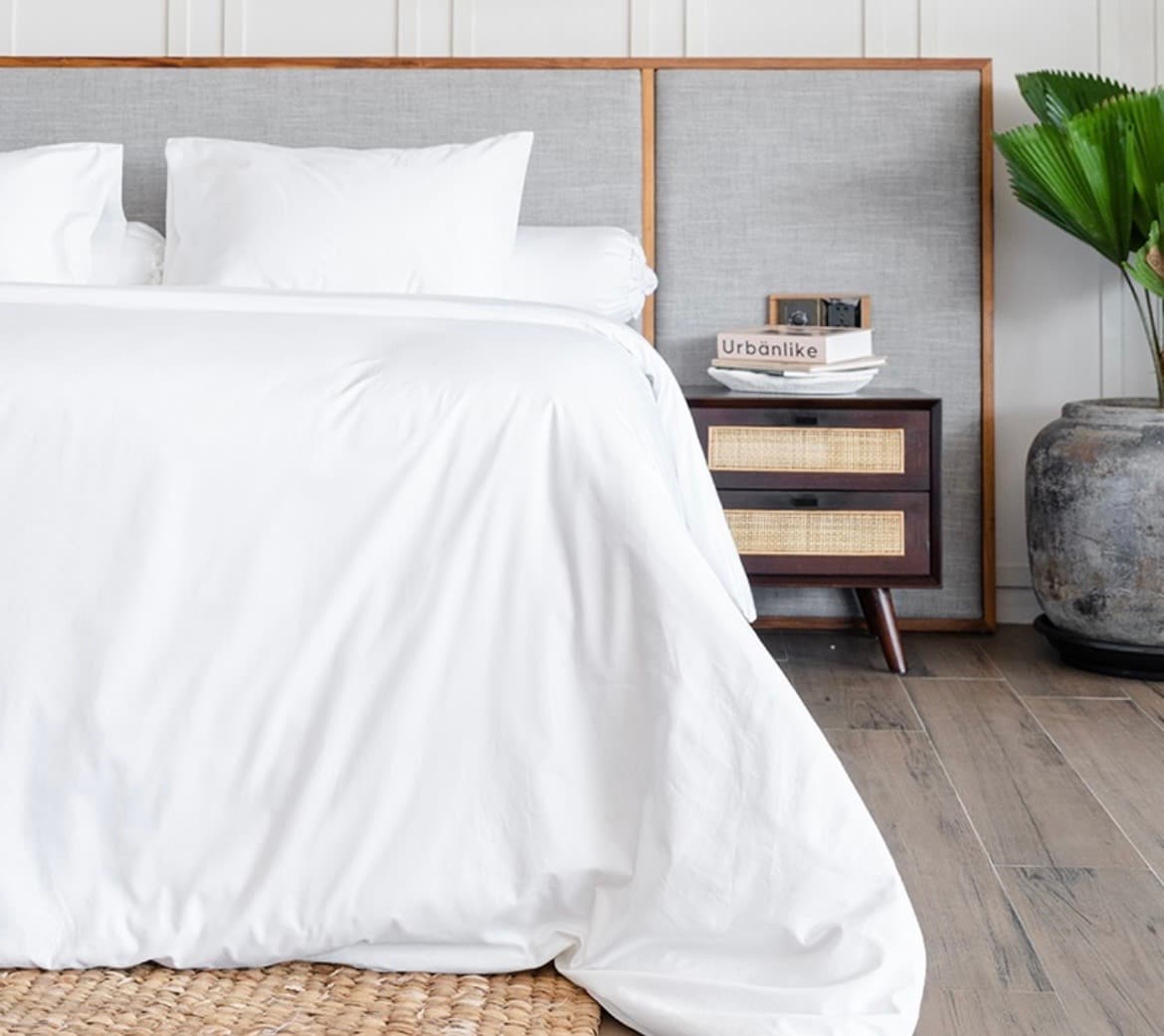 Signature Collection Bed Set Luxury TC 400 – Plain White (1/3)