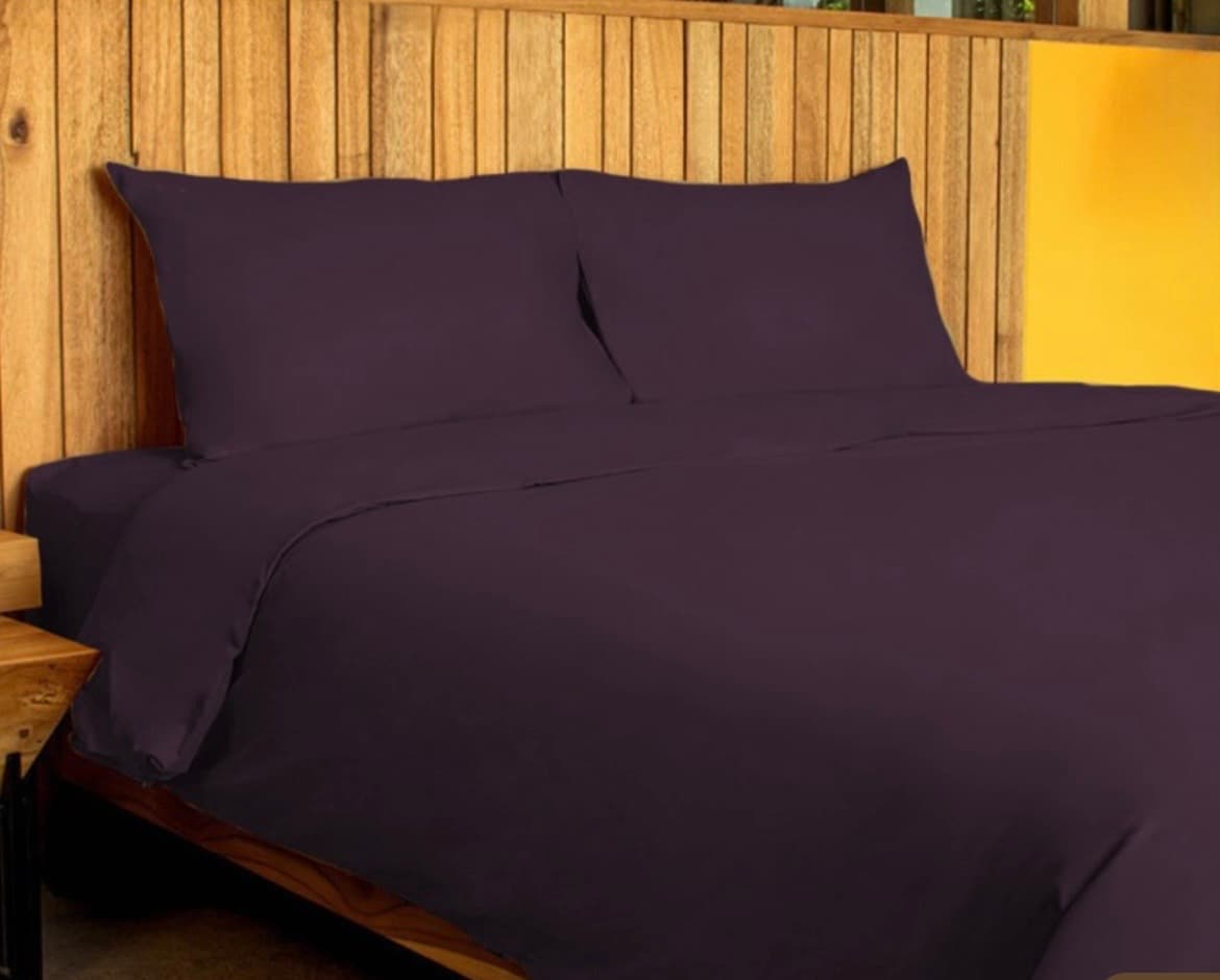 Bed Set Standard 100% Cotton Plum – Queen (1/3)