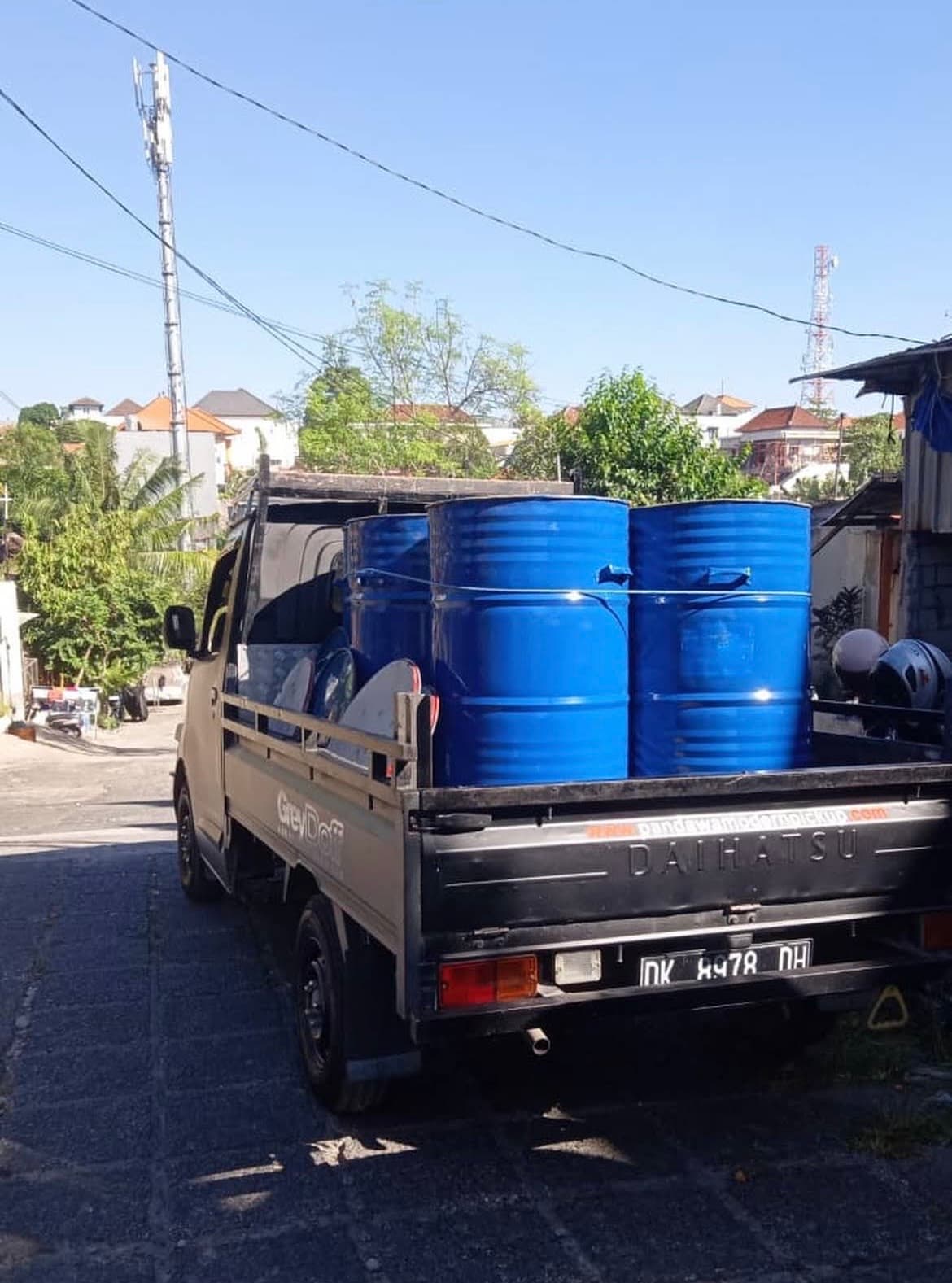 Pickup & Goods Transport Services Bali (1/3)
