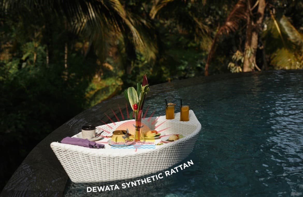 Floating Breakfast – Boat (1/2)