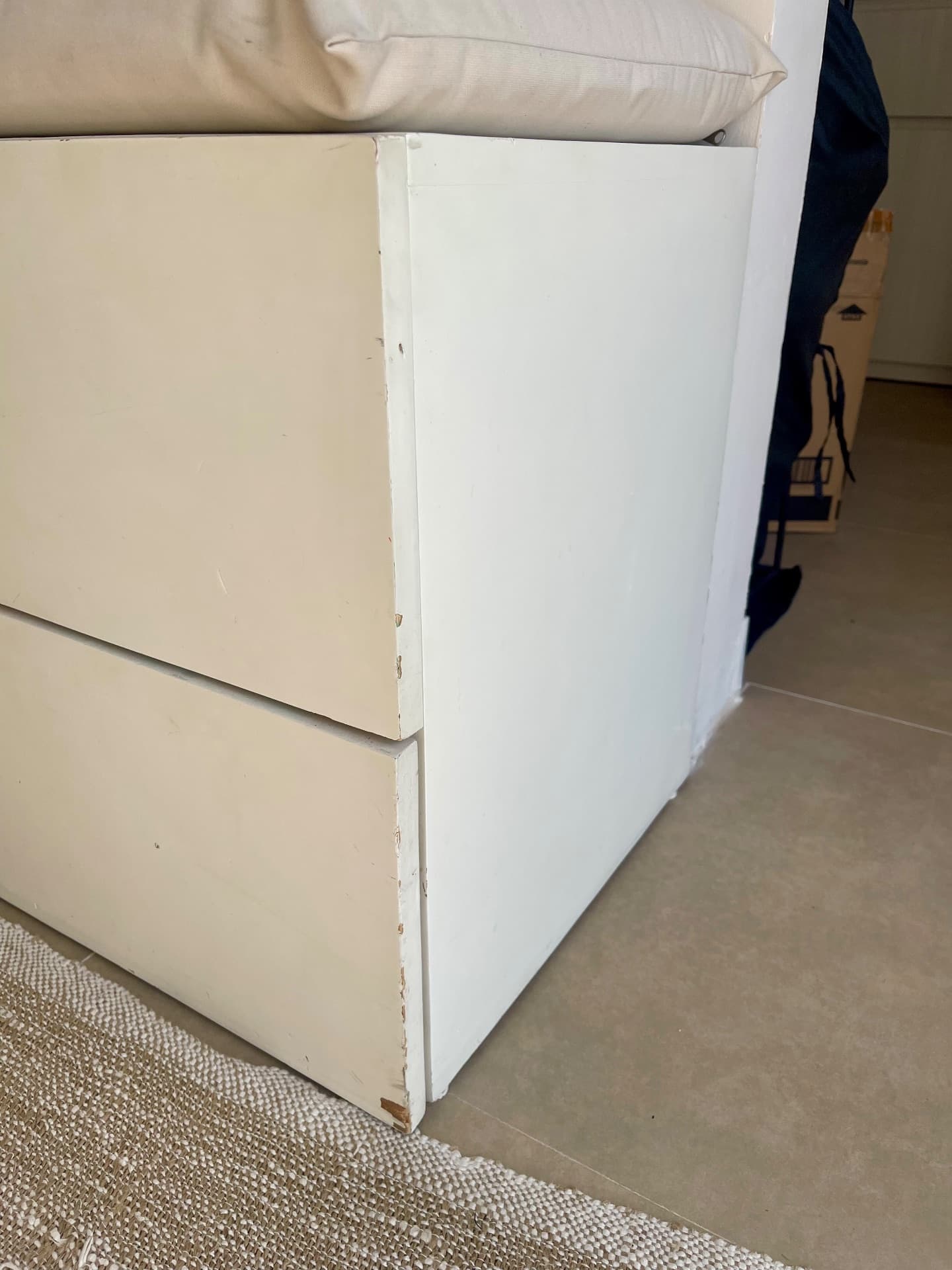 Entrance storage bench and sofa (1/3)