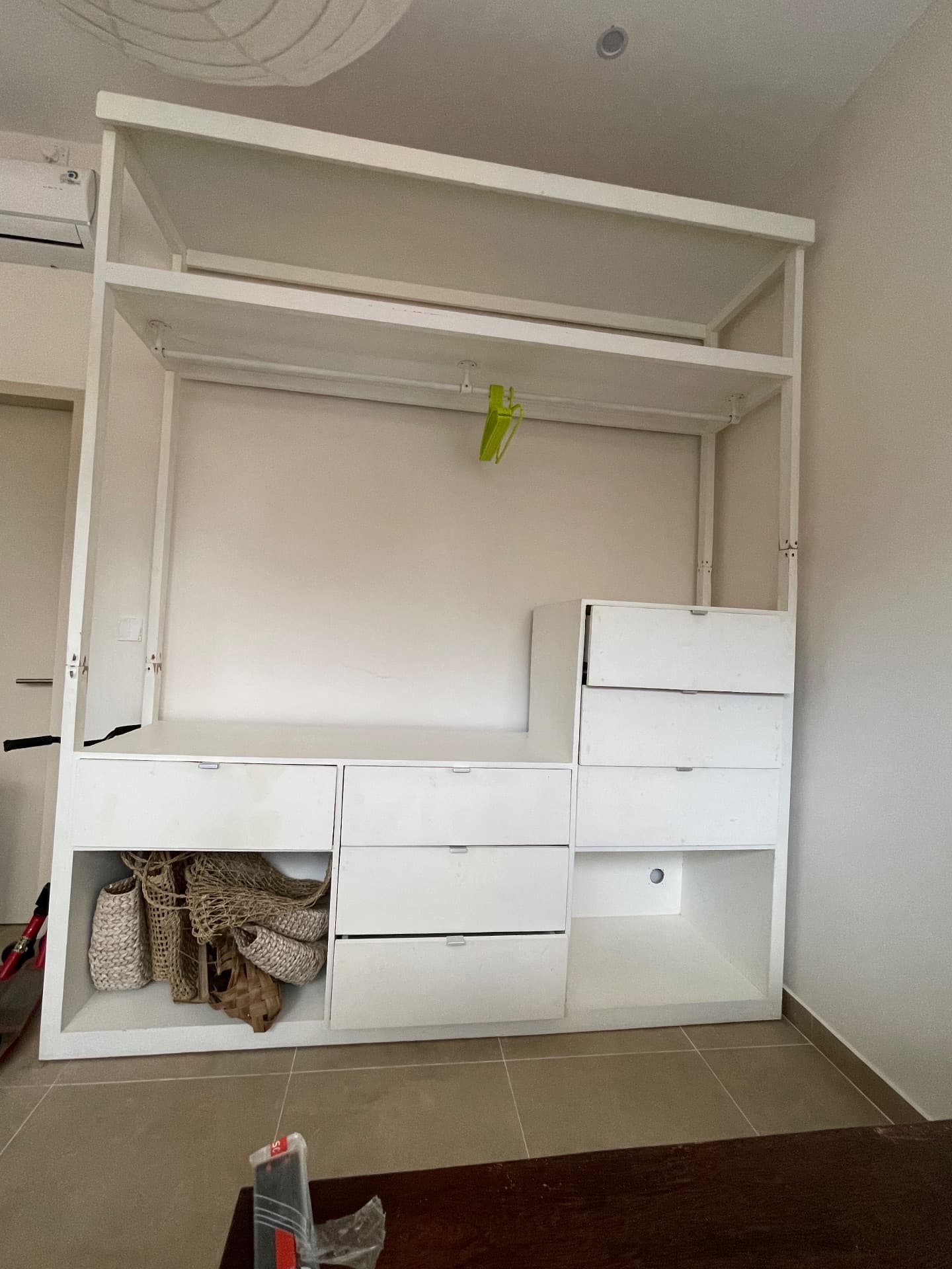 Large modular white wardrobe (1/3)