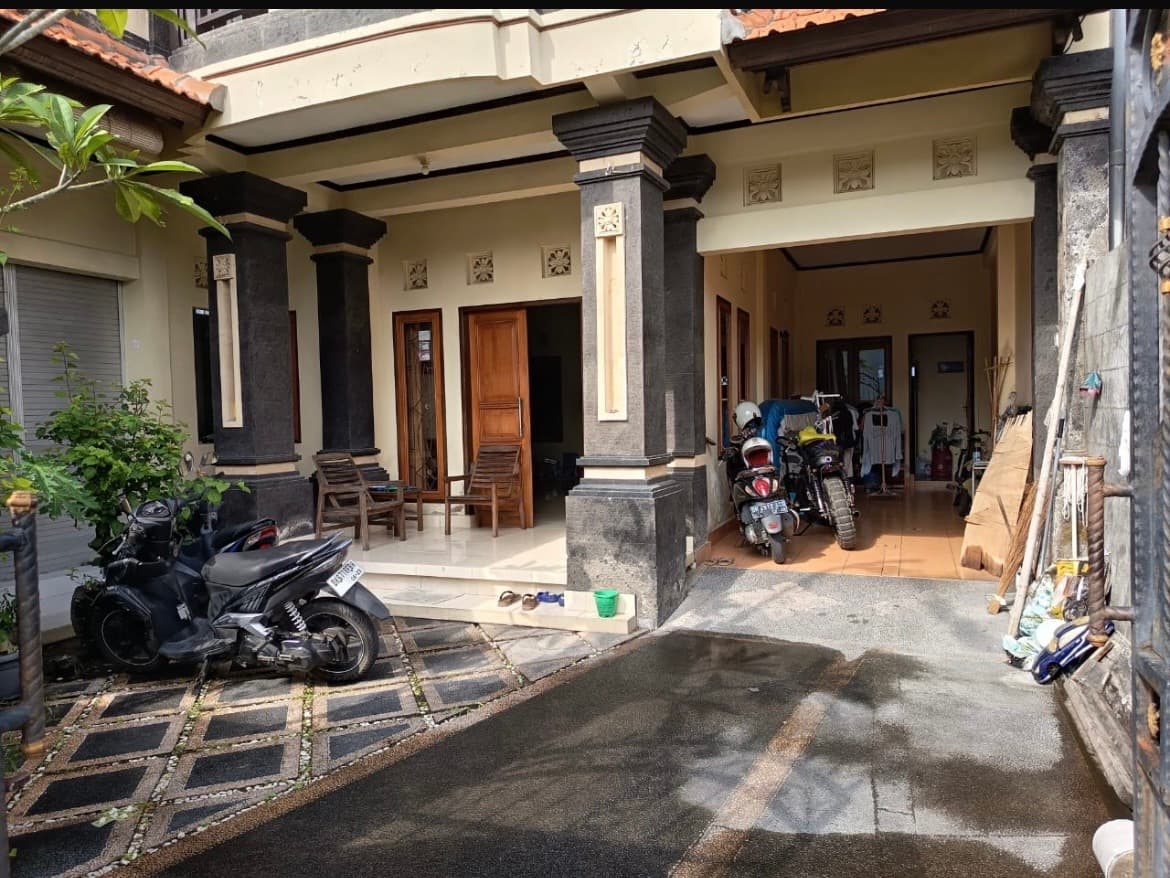Disewakan Rumah 2 Lantai Jangka Panjang di Berawa, Canggu – Bali (1/3)