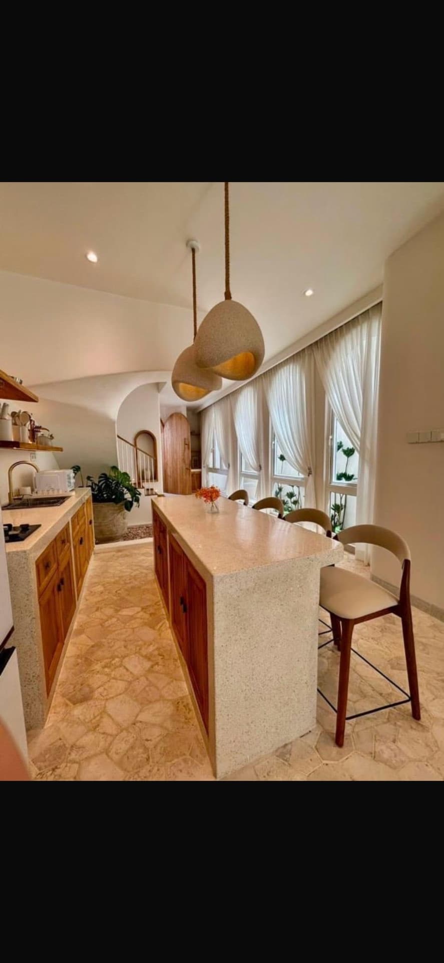 Mediterranean Villa with Rice Field View (1/3)