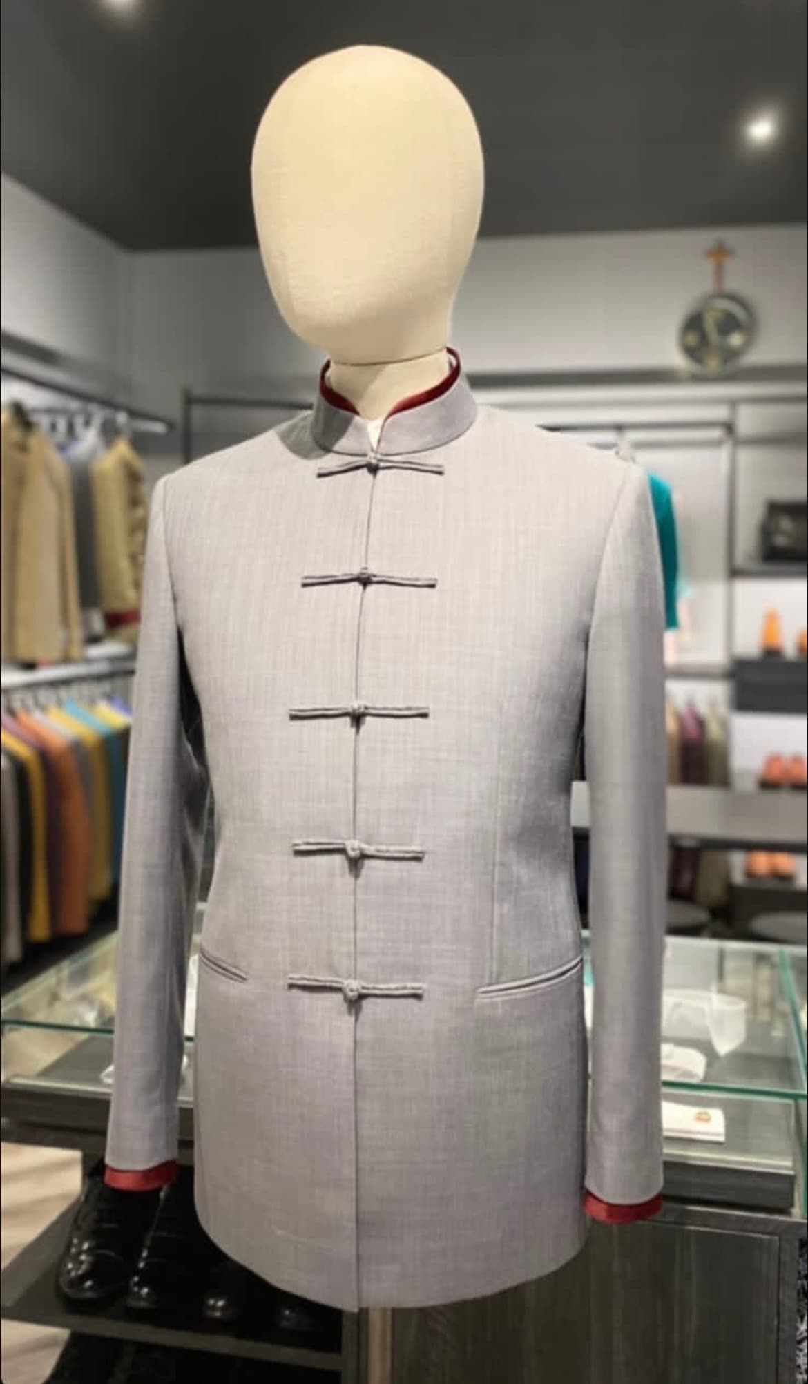 Tailleur sur mesure costumes & vêtements homme — photo 1