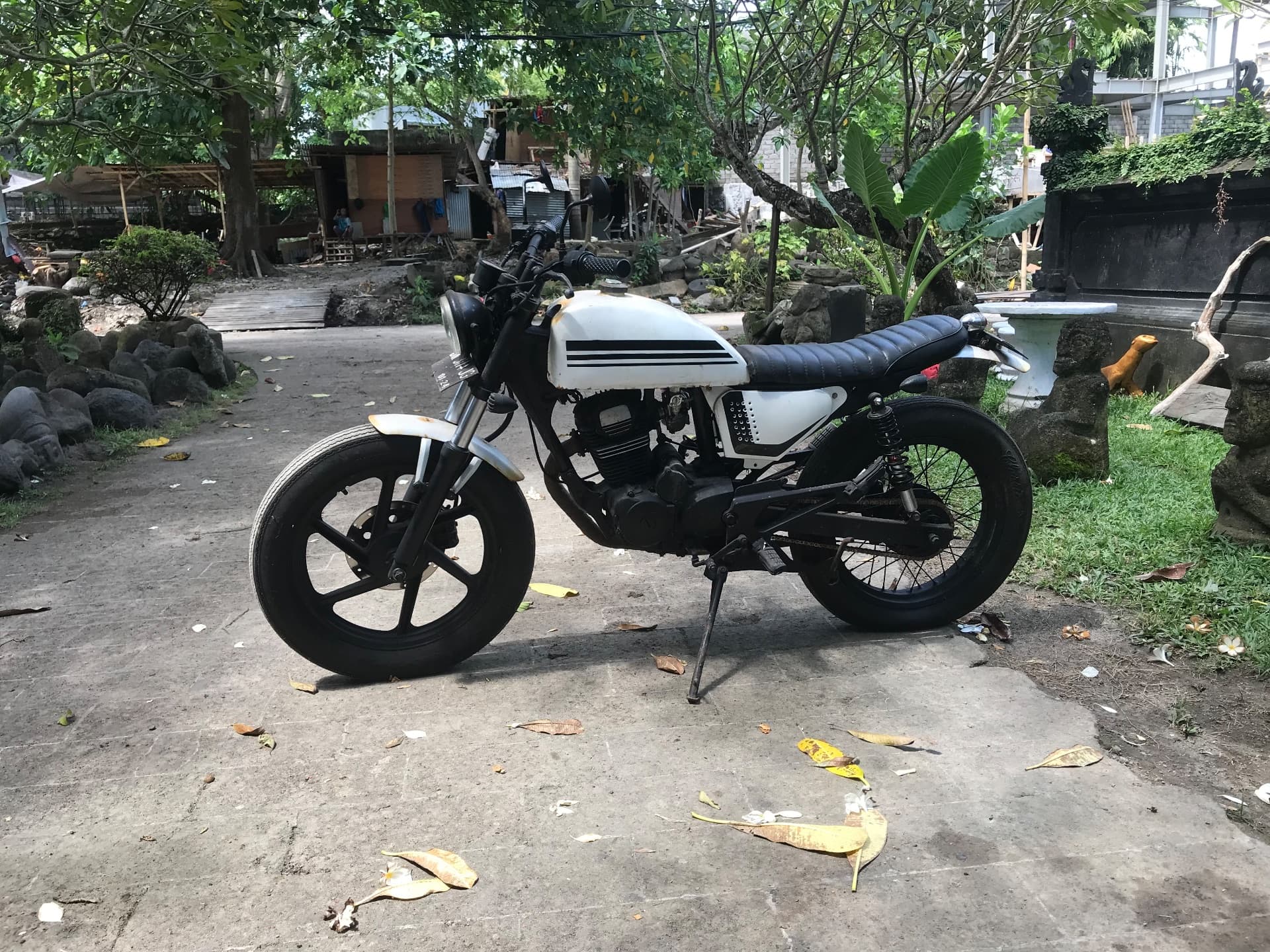 CUSTOM BALI MOTORCYLES! (1/3)