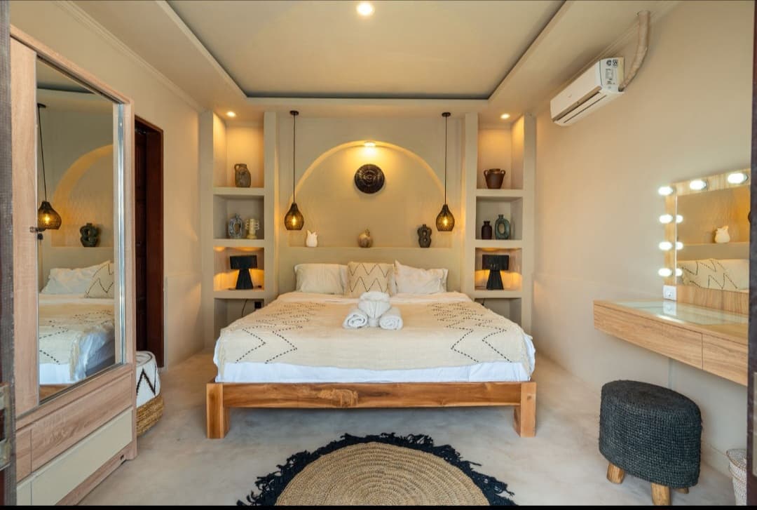 2 Bedrooms Private Villa Padonan Bali (1/4)