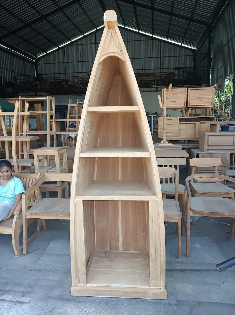 Rak Kayu Jati Model Perahu 4 Susun | Boat Shape Display Shelf (1/2)