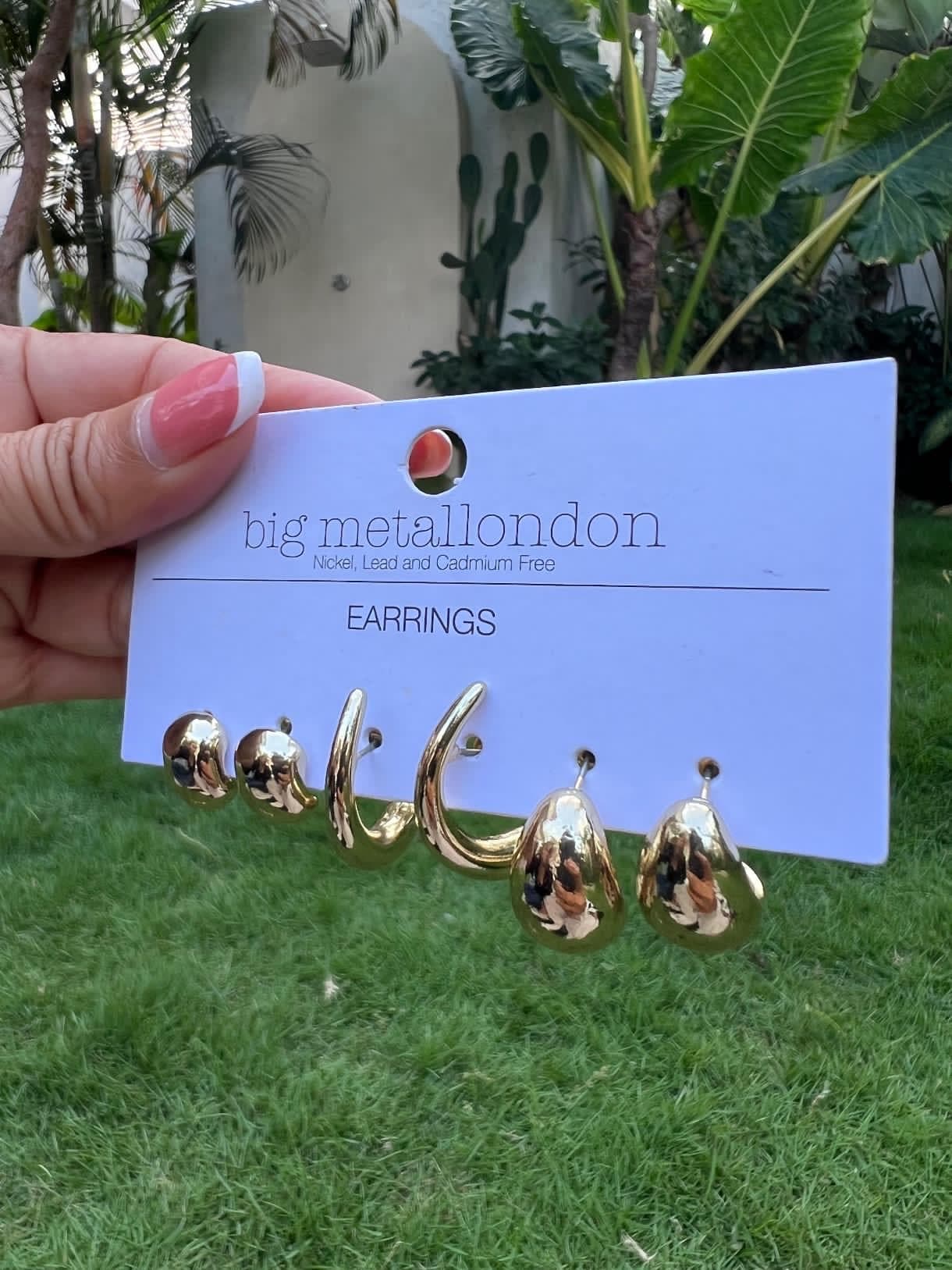 Big Metal London Gold Earrings – Set of 3 Pairs (1/2)