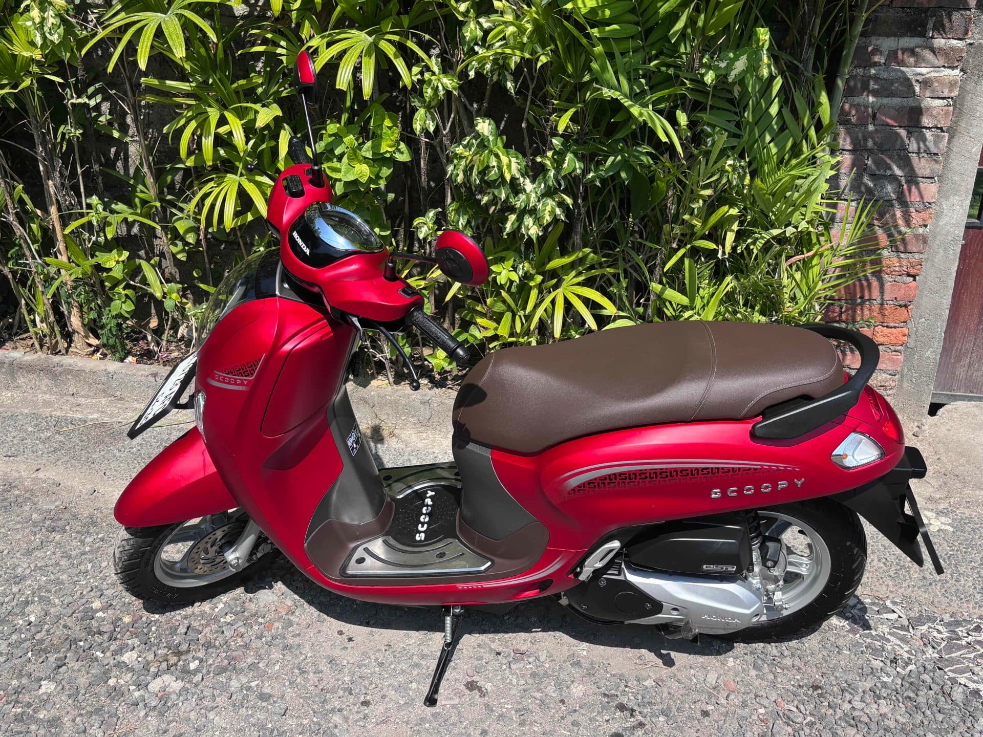 Honda Scoopy 110cc (2025) – Low KM, Mint Condition, BPKB Ready (DK Plate), Smart Key (1/5)