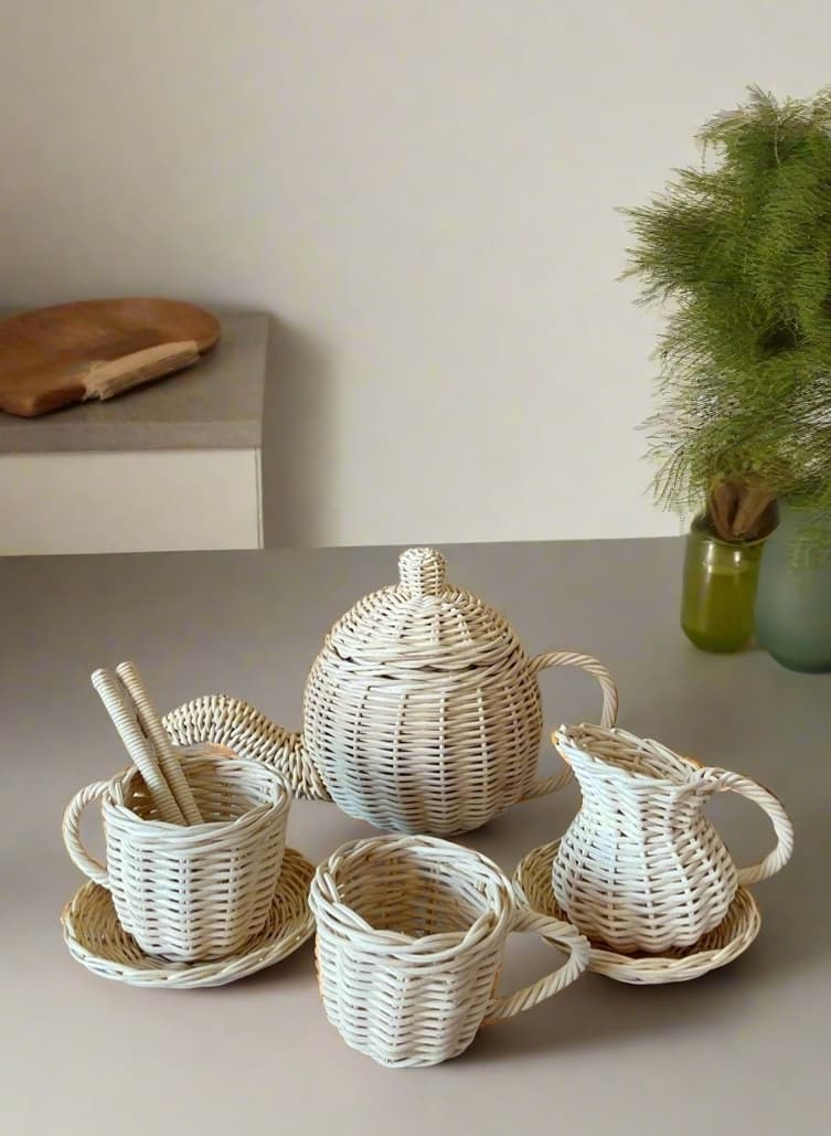 Rattan tea set