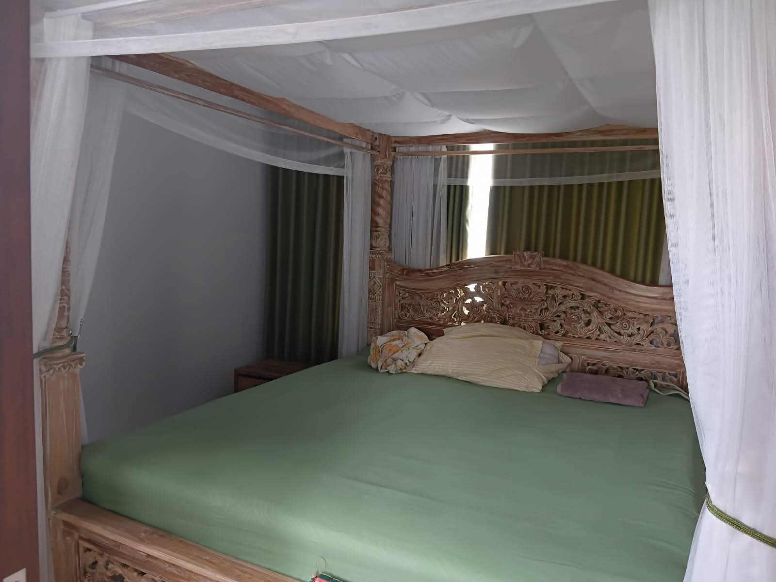UBUD GARDEN VILLA STUNNING 2-STOREY HOME WITH ROOFTOP (1/3)