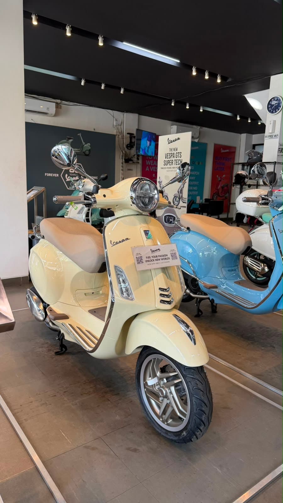 Vespa Primavera (1/2)