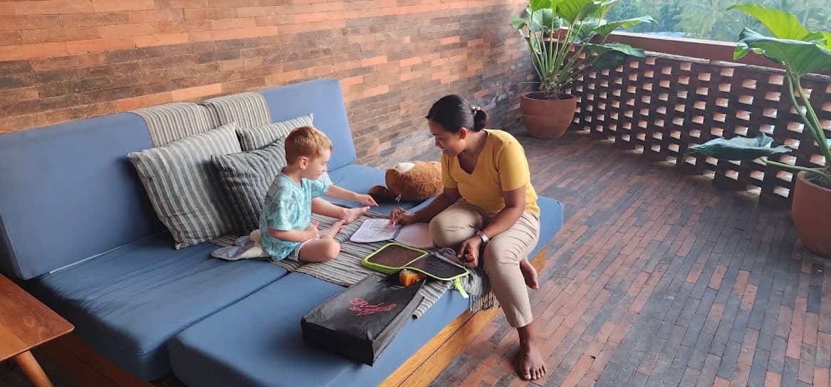 Nanny Nyoman (1/3)