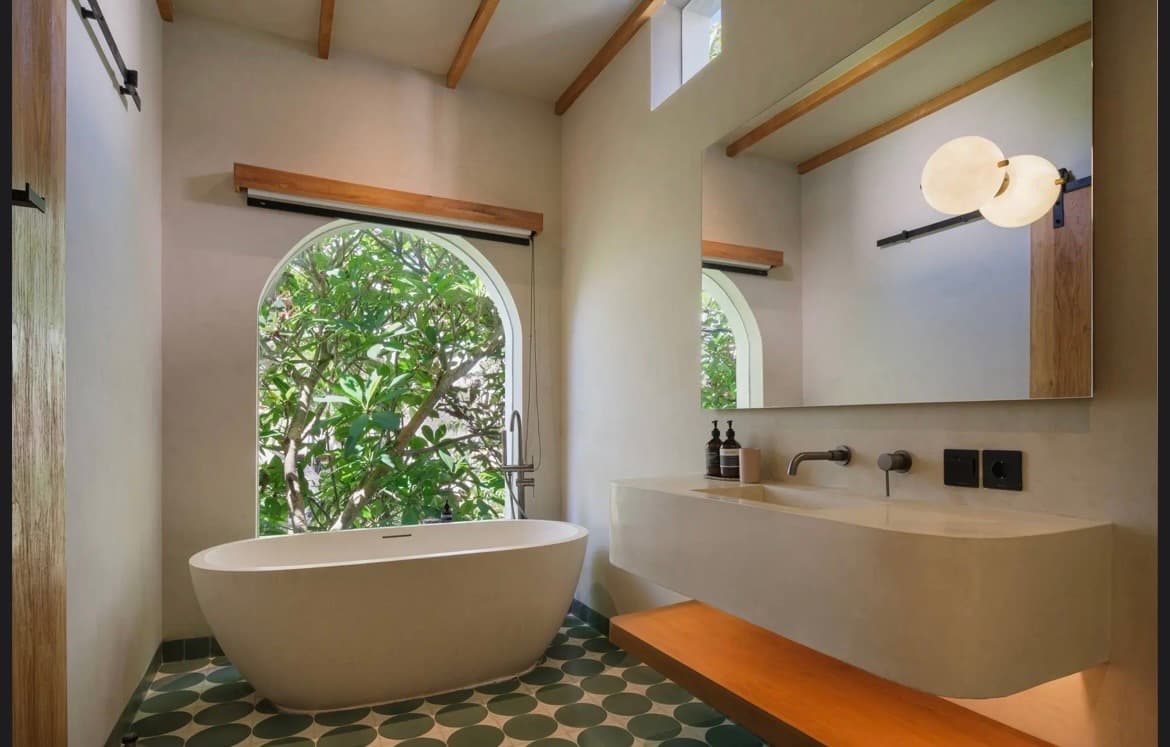 LUXURY 3-BEDROOM VILLA IN PERERENAN – FREEHOLD (1/3)