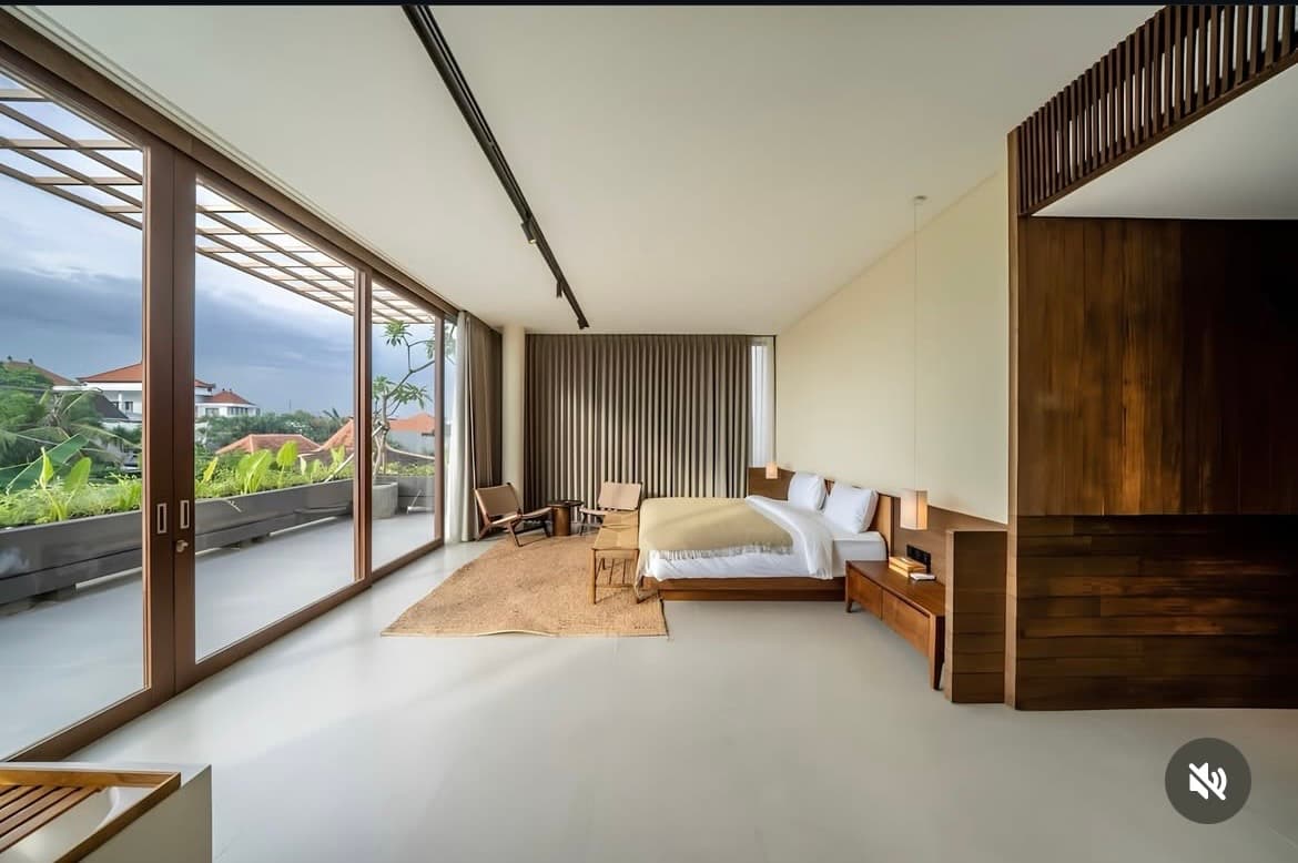 Vila Tropis Kontemporer Freehold 3 Kamar di Canggu (1/3)