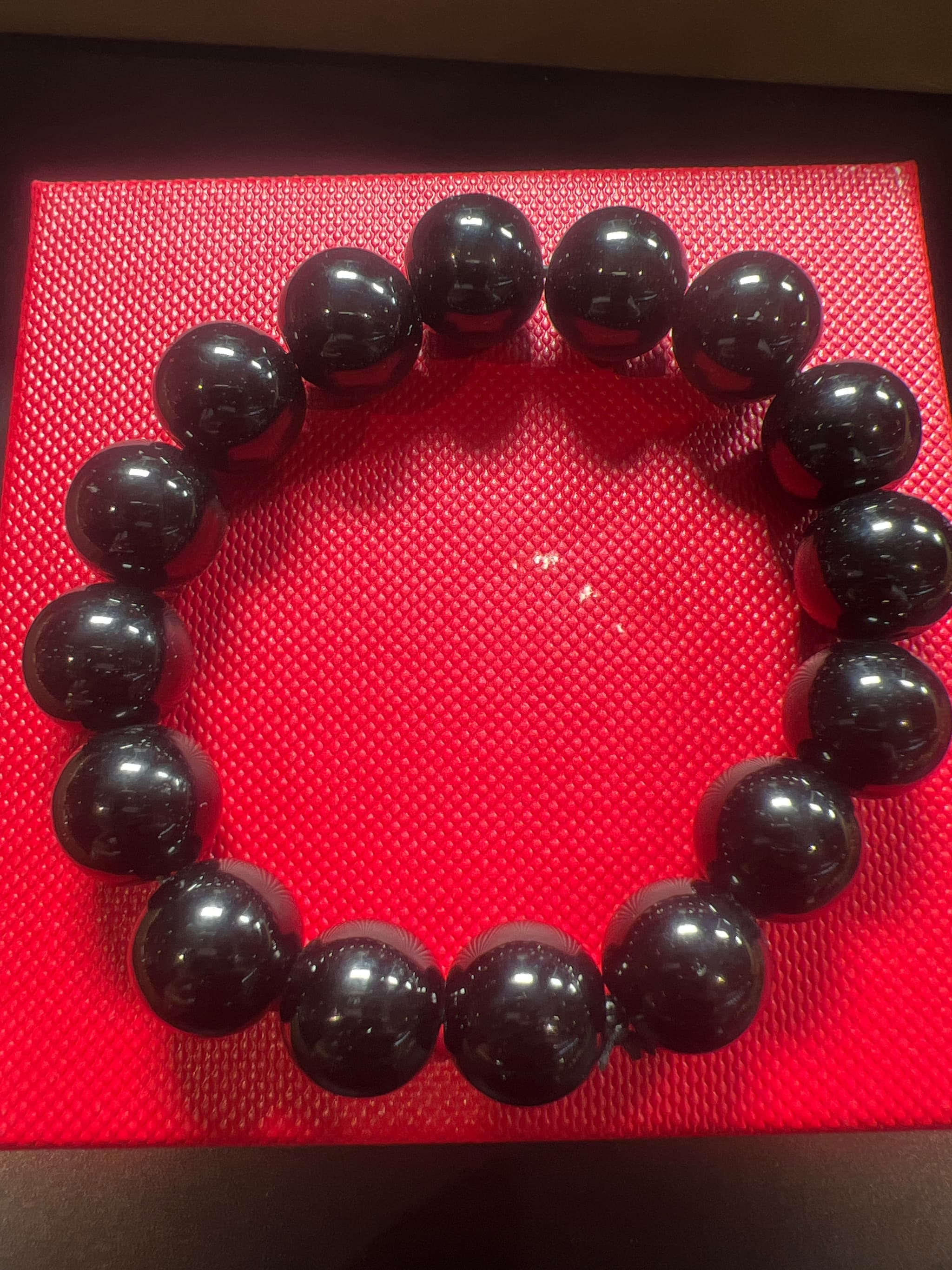 Gelang batu air tawar (1/3)