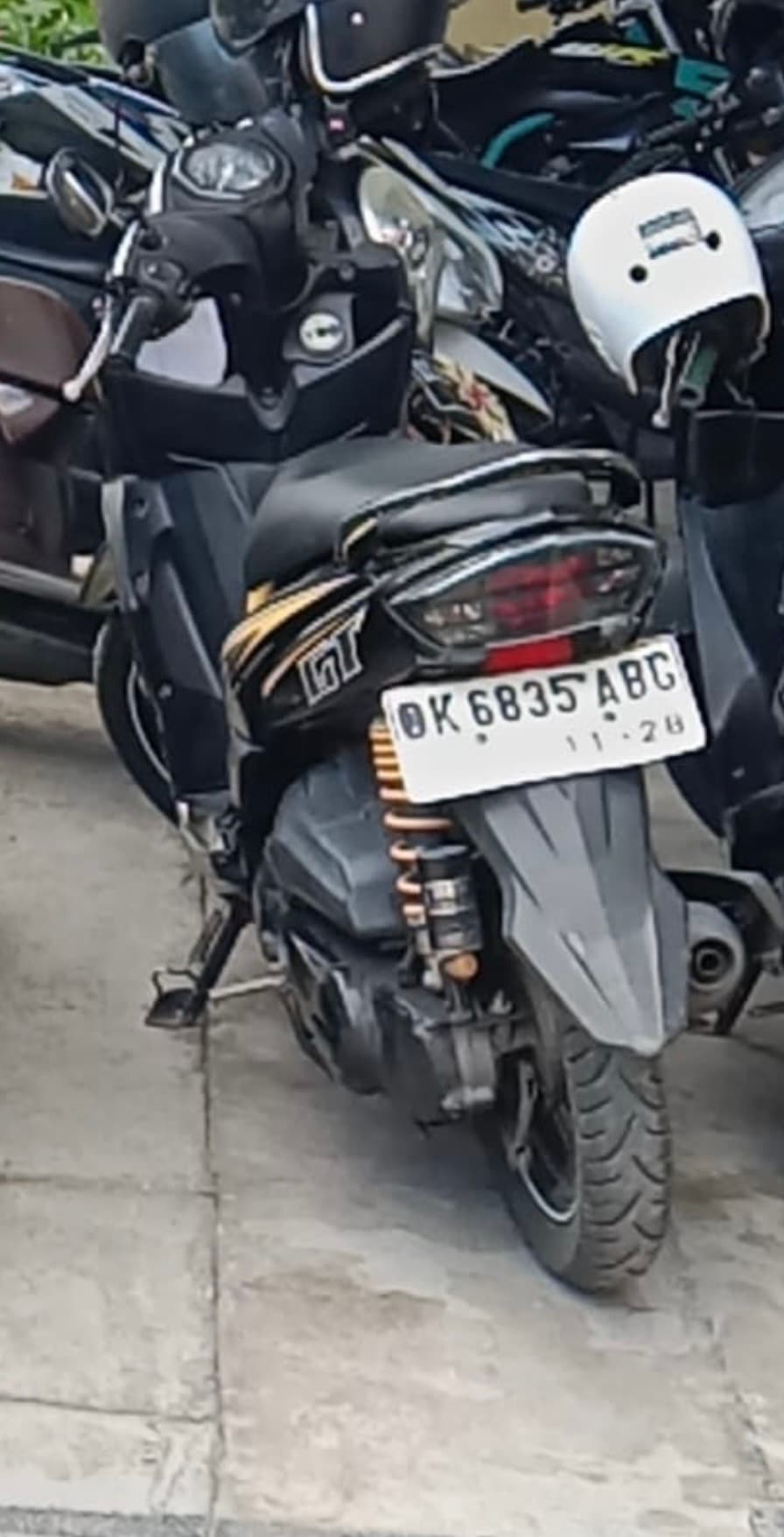 Honda Beat 2026 motorcycle rental (1/2)