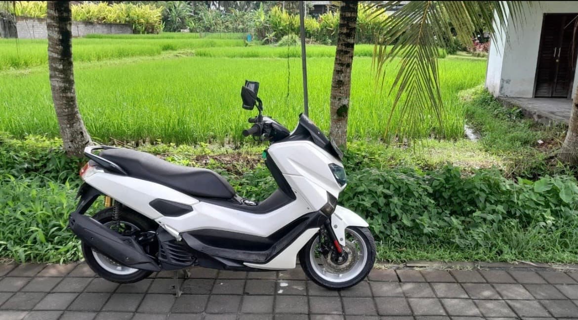 Rental motor Yamaha NMAX First Gen (1/2)
