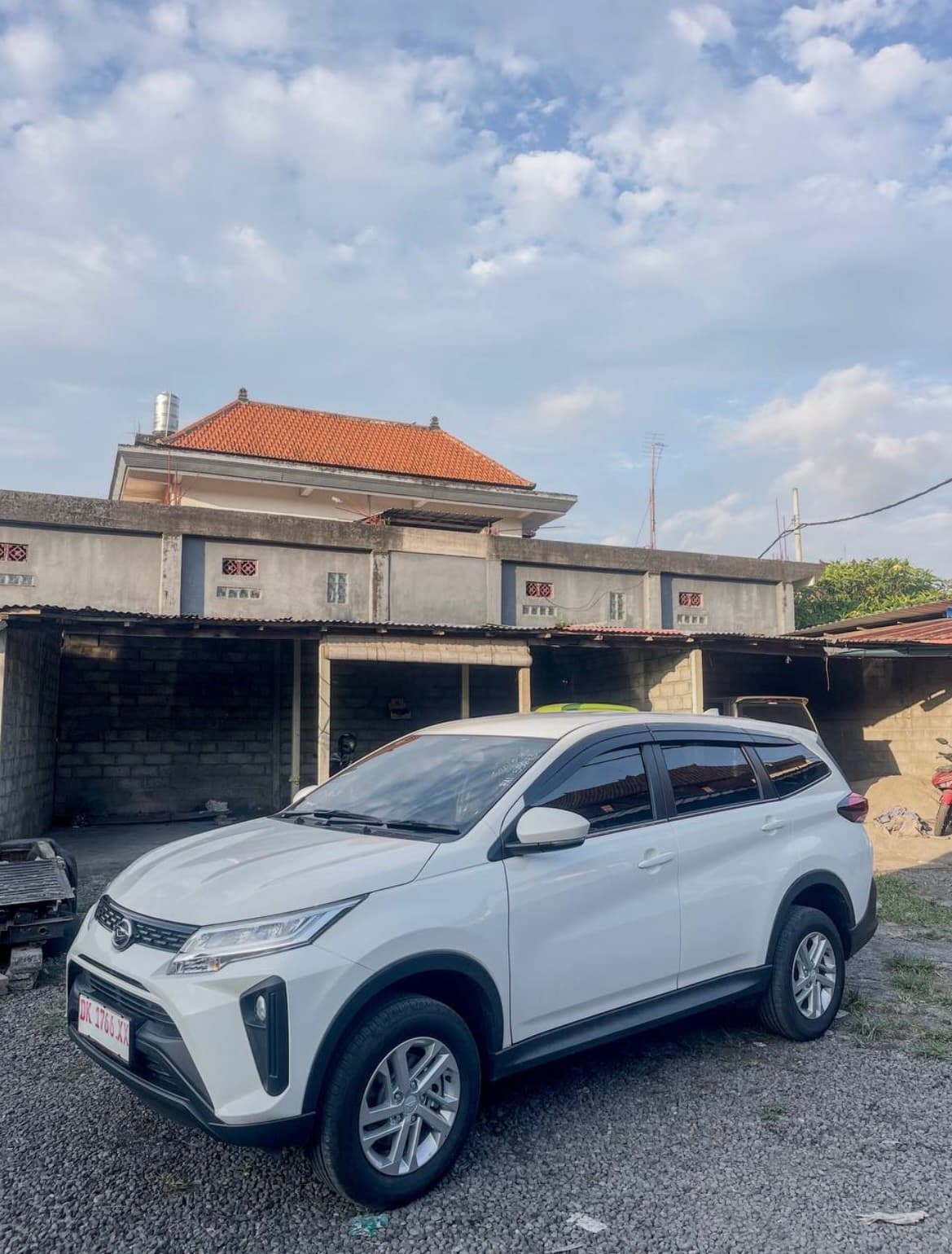 DAIHATSU TERIOS CAR RENTAL — photo 1