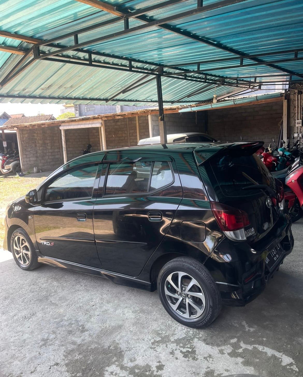 CAR RENTAL TOYOTA AGYA — photo 1