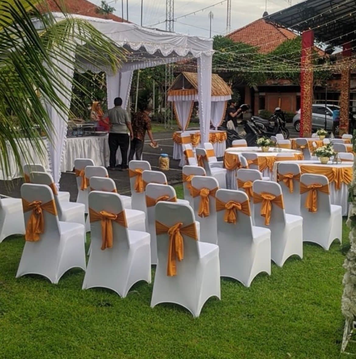 Rental Peralatan Dekorasi Acara (1/3)
