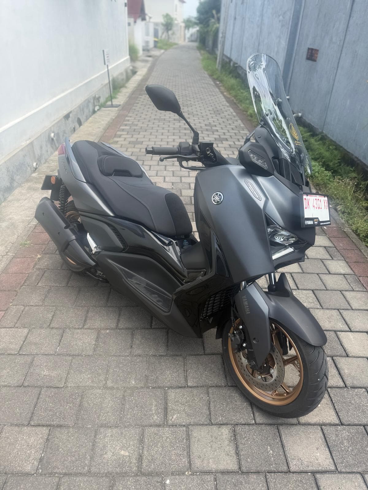 Location Yamaha XMAX 250 — jour, semaine ou mois — photo 1