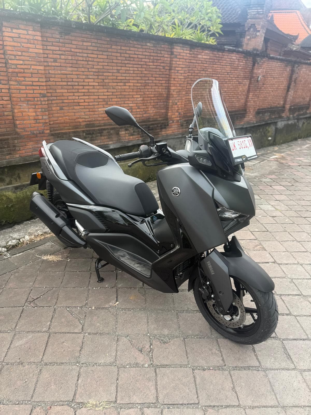 Location Yamaha XMAX 250 — jour, semaine ou mois (1/6)