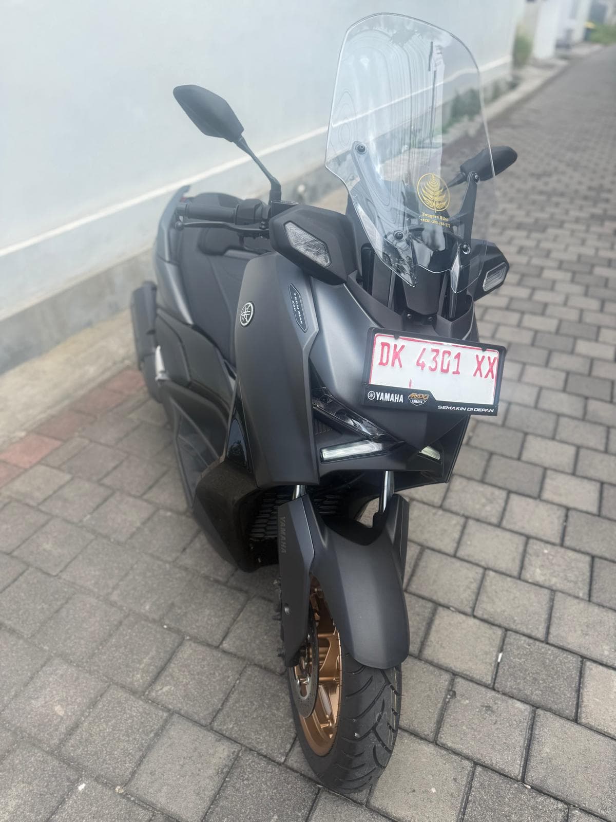Location Yamaha XMAX 250 — jour, semaine ou mois (1/6)