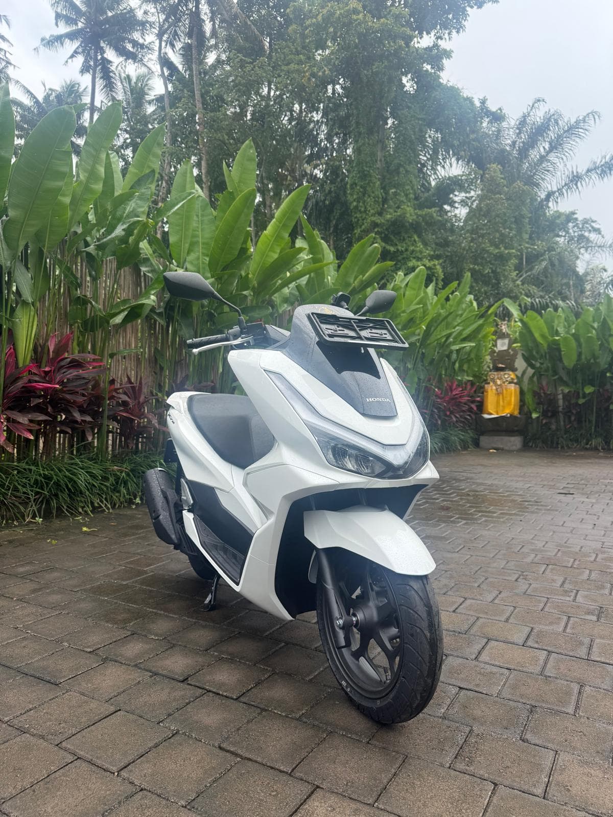 Location Honda PCX 160 — jour, semaine ou mois — photo 1
