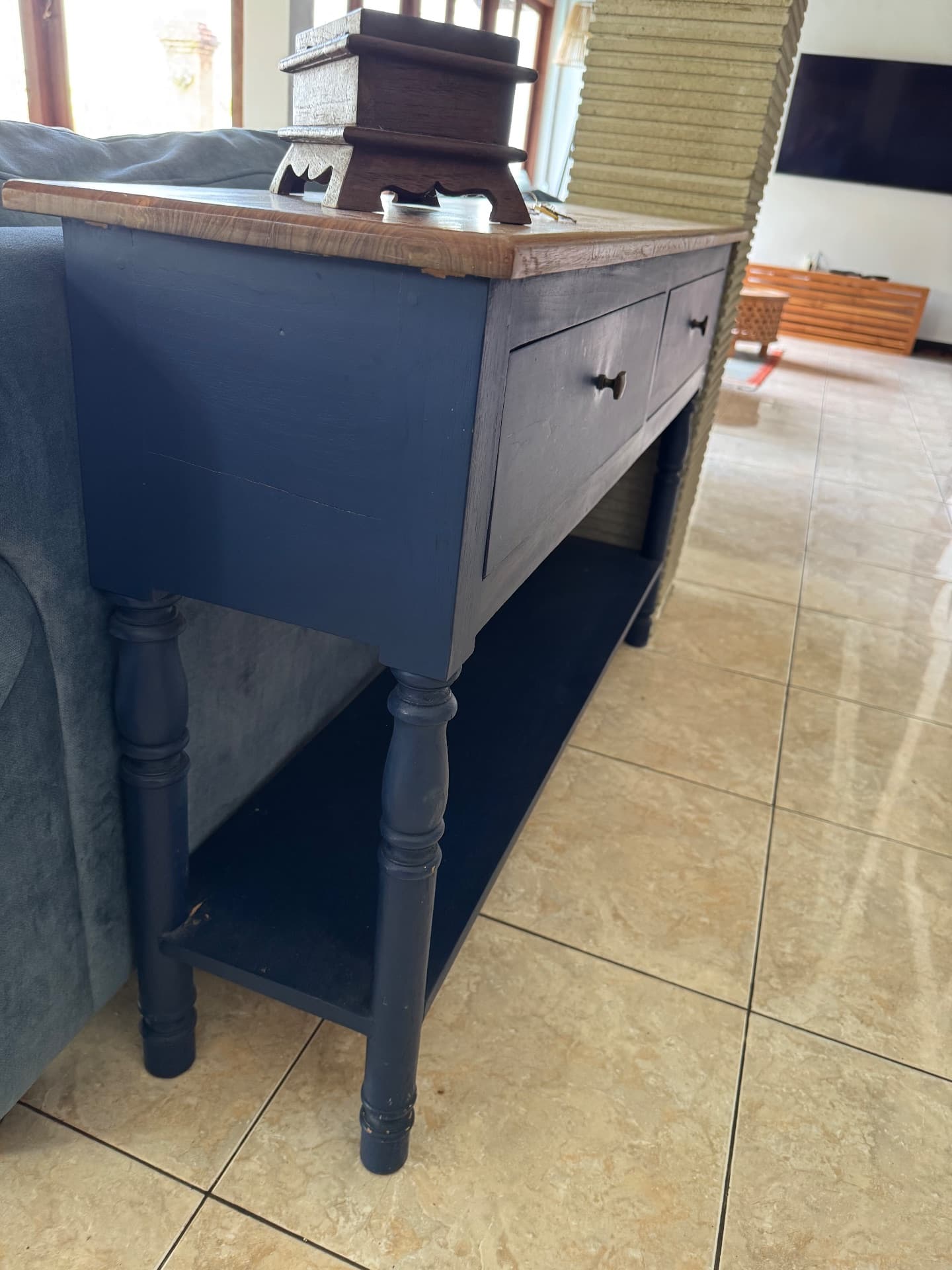 Blue wooden console table with drawers (1/2)