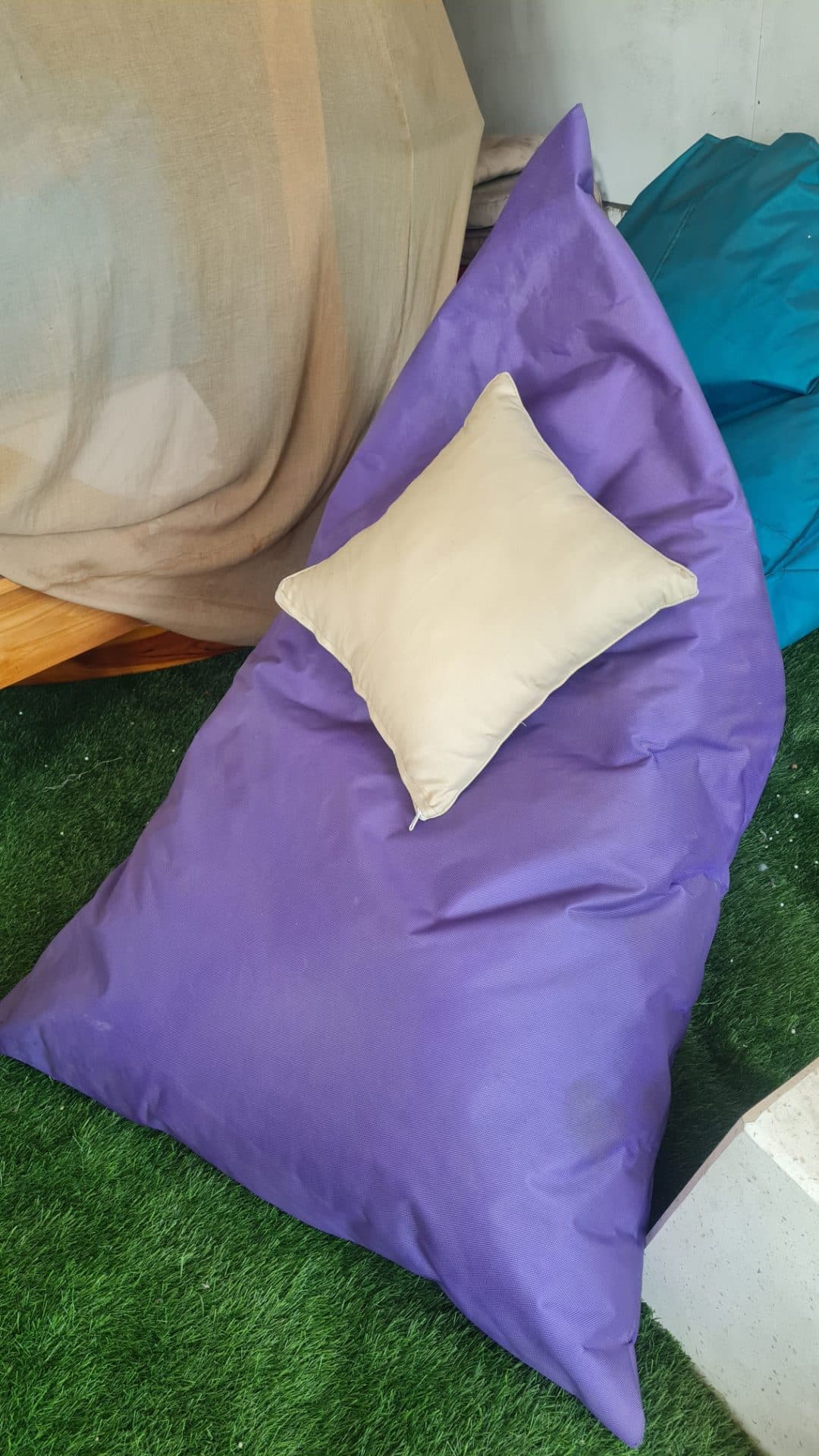 BIN BAG ou chaise longue pour piscine (1/3)