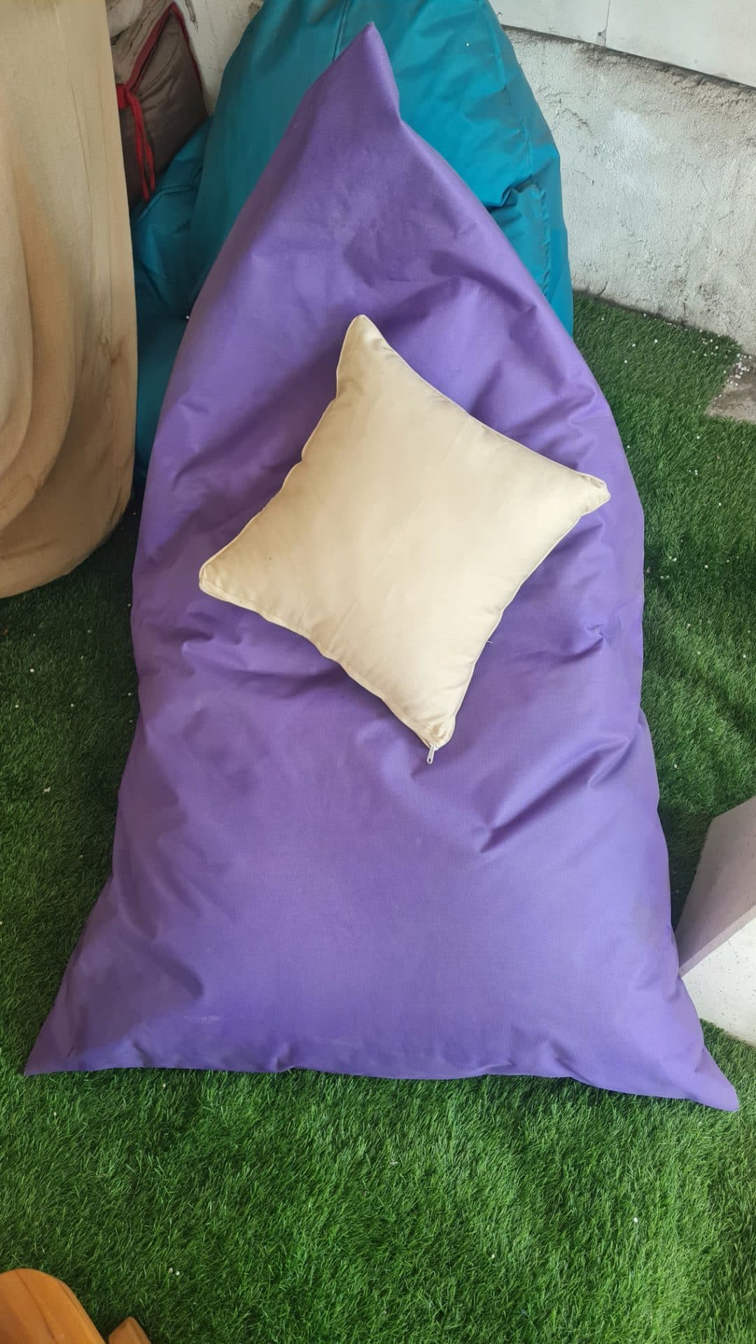 BIN BAG ou chaise longue pour piscine (1/3)