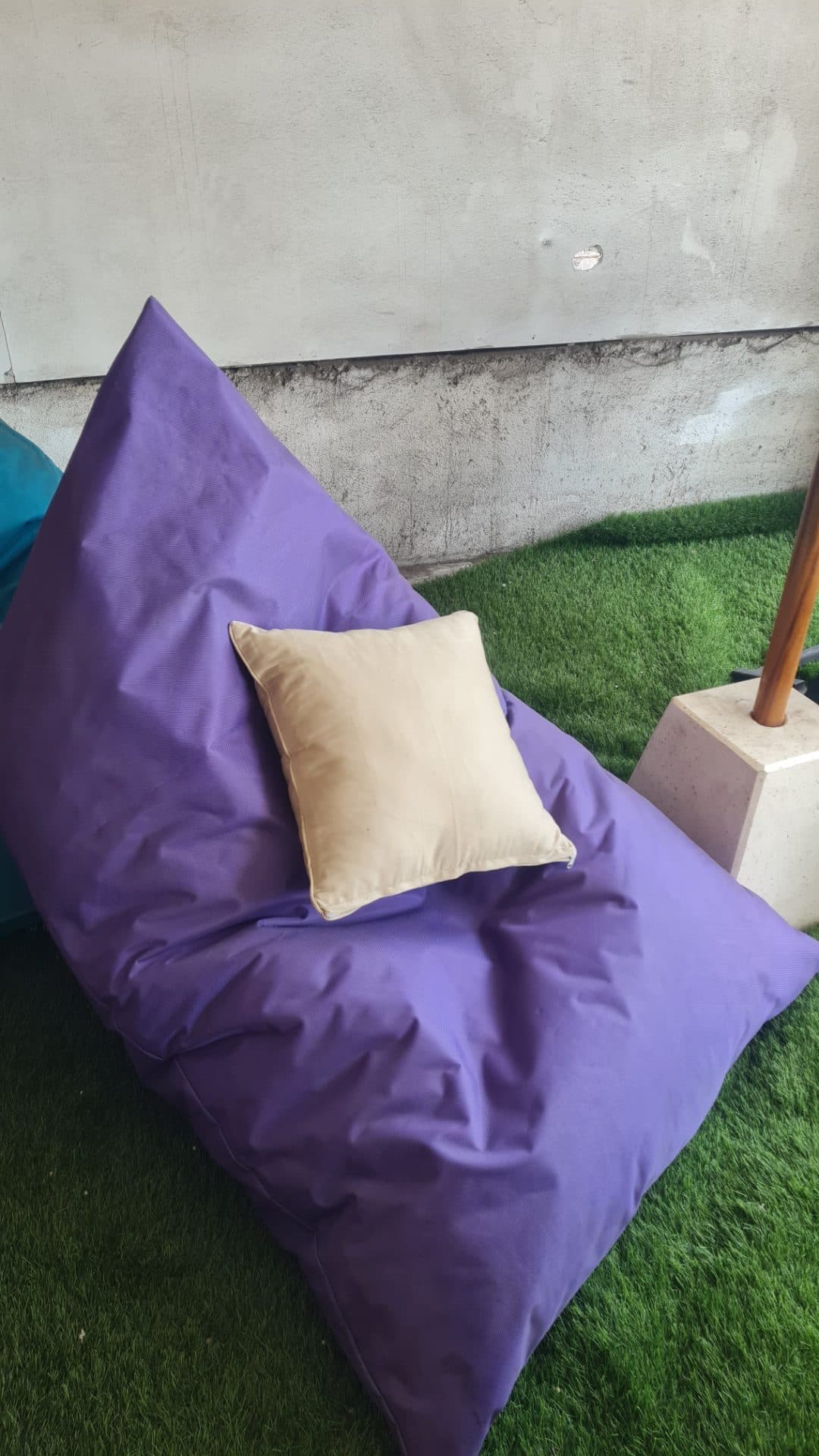 BIN BAG or relaxing chair for swimming pool — photo 1