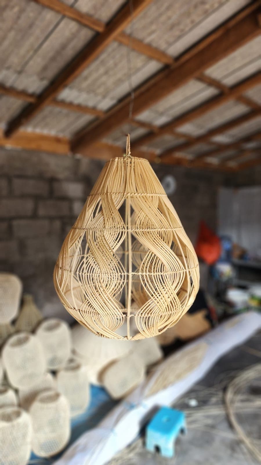 RATTAN PENDANT LAMP (1/2)